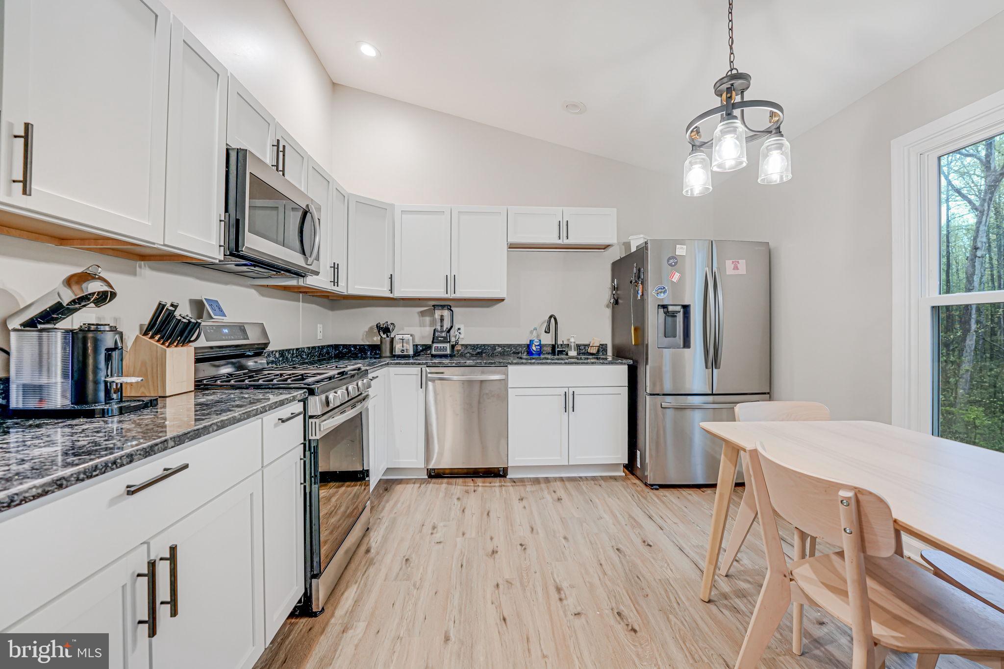 SHADE TREE - Residential