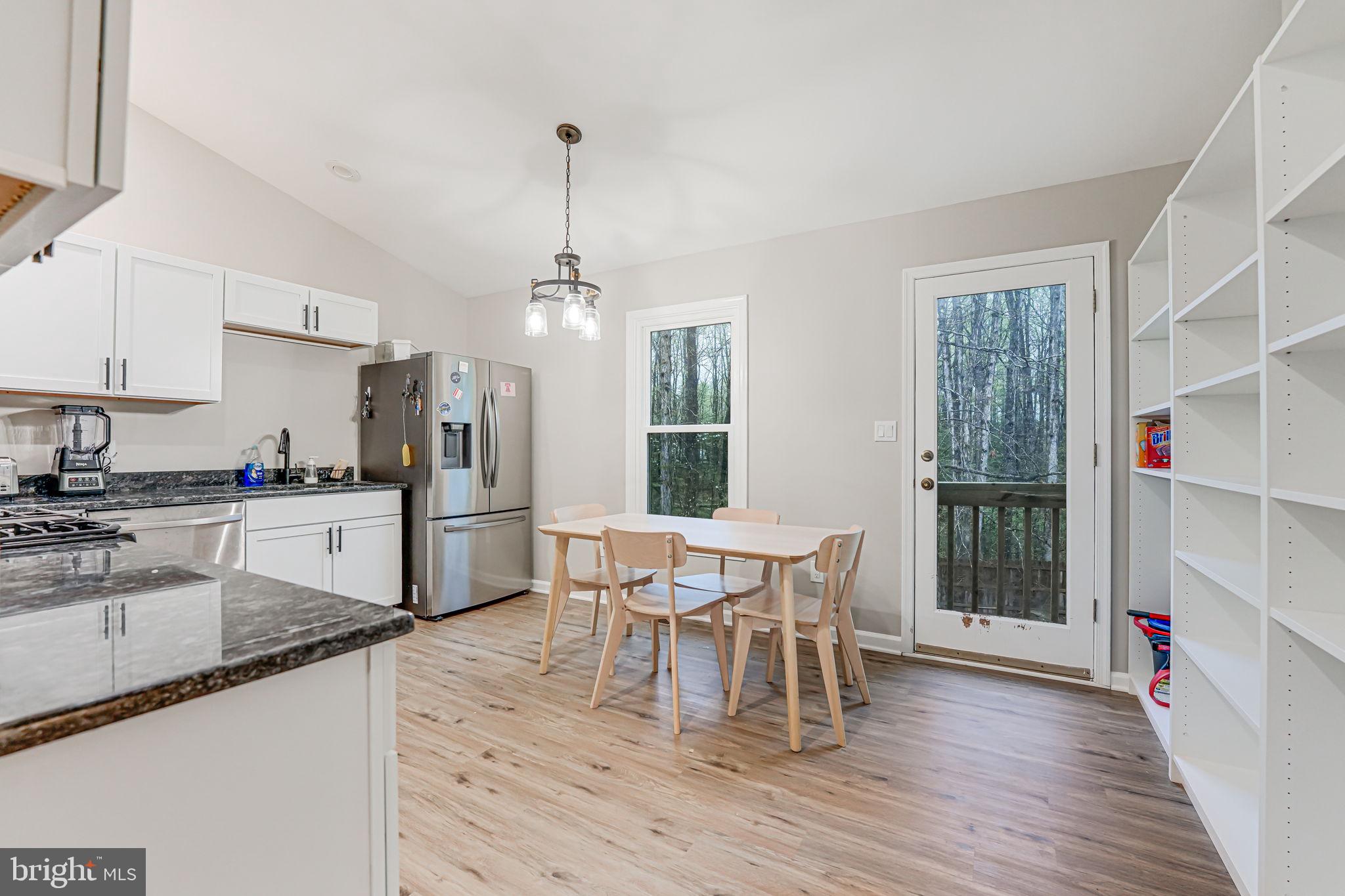 SHADE TREE - Residential