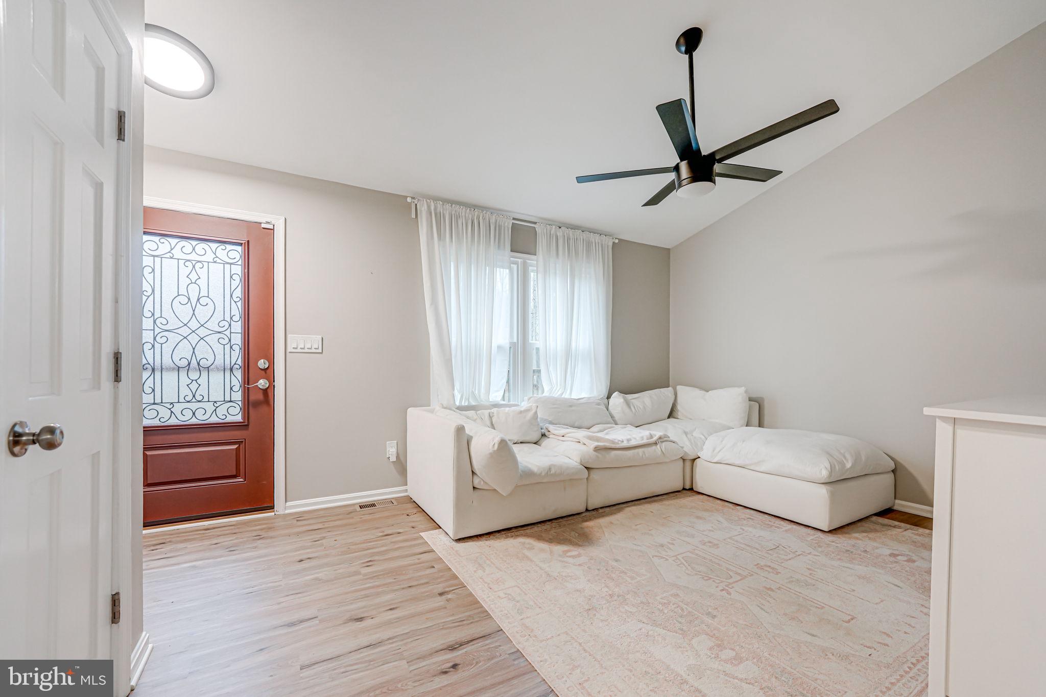 SHADE TREE - Residential