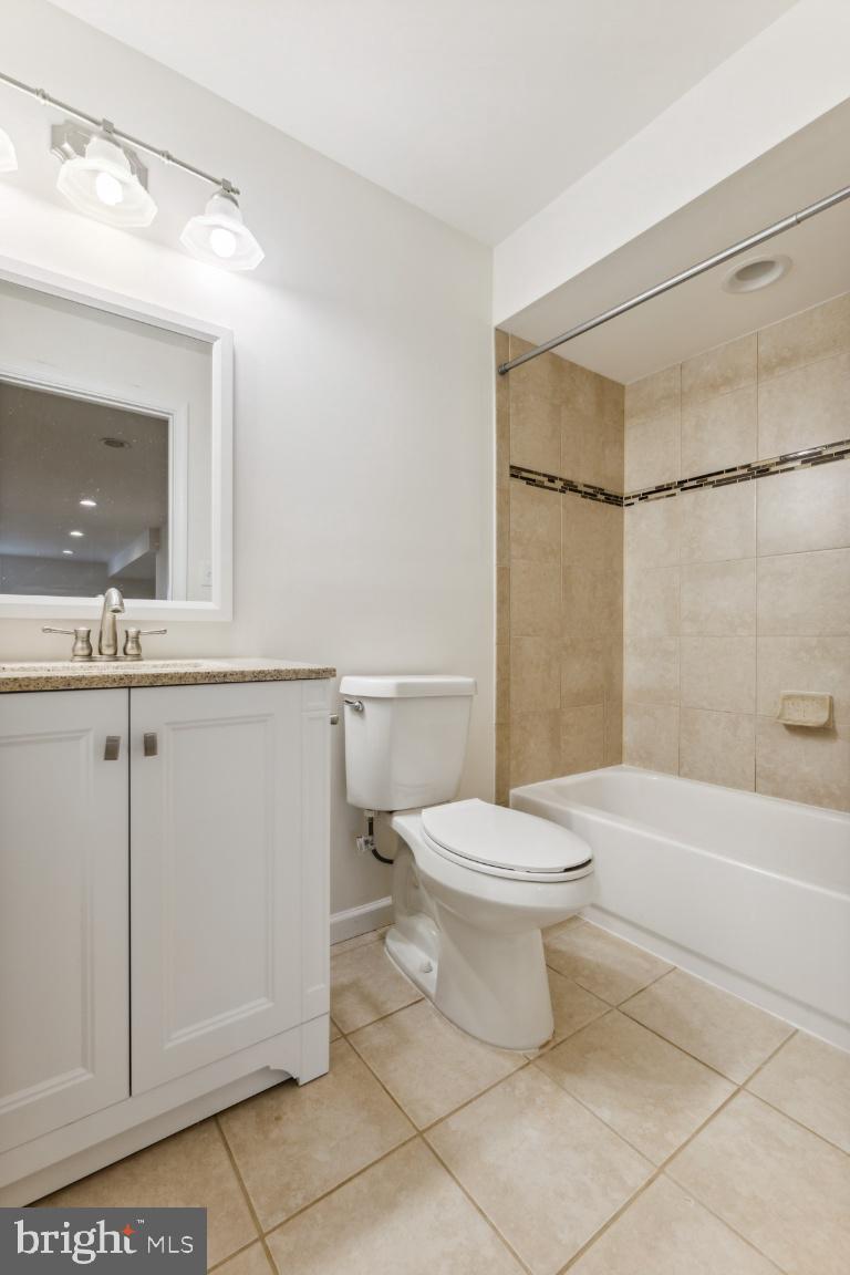 WESTRIDGE - Residential Lease