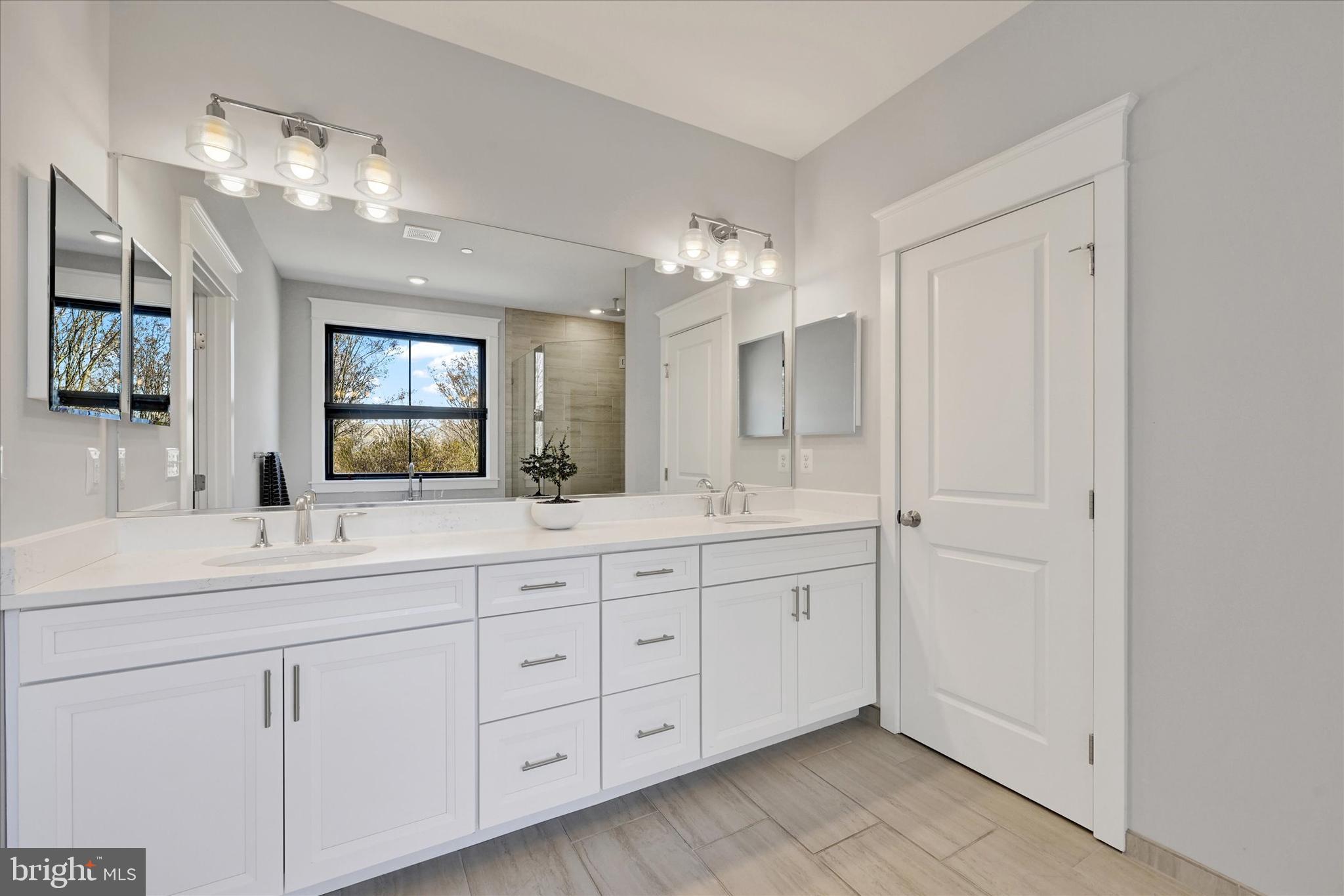 HOMESTEAD ON THE SEVERN - Residential