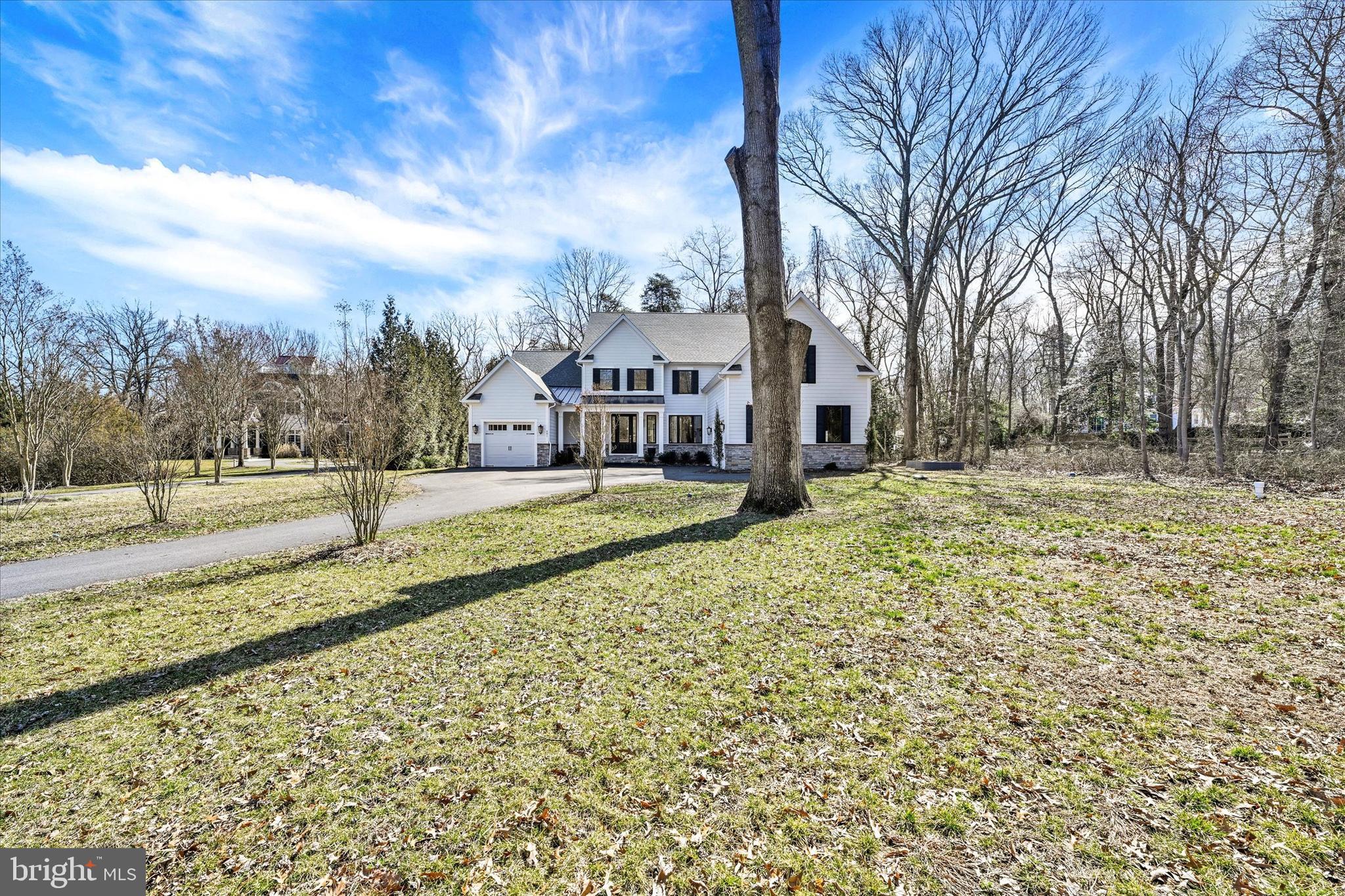 801 HOMESTEAD LANE