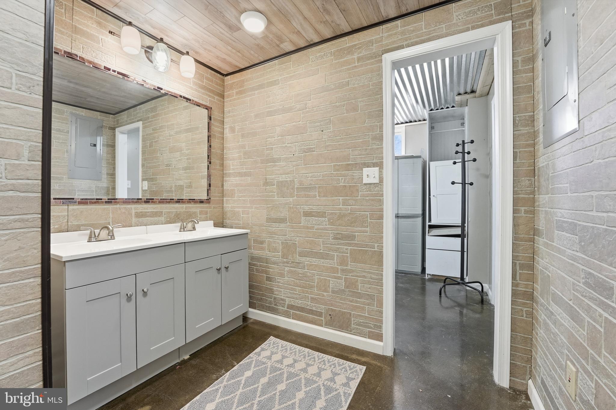 ZADEAN HILLS - Residential