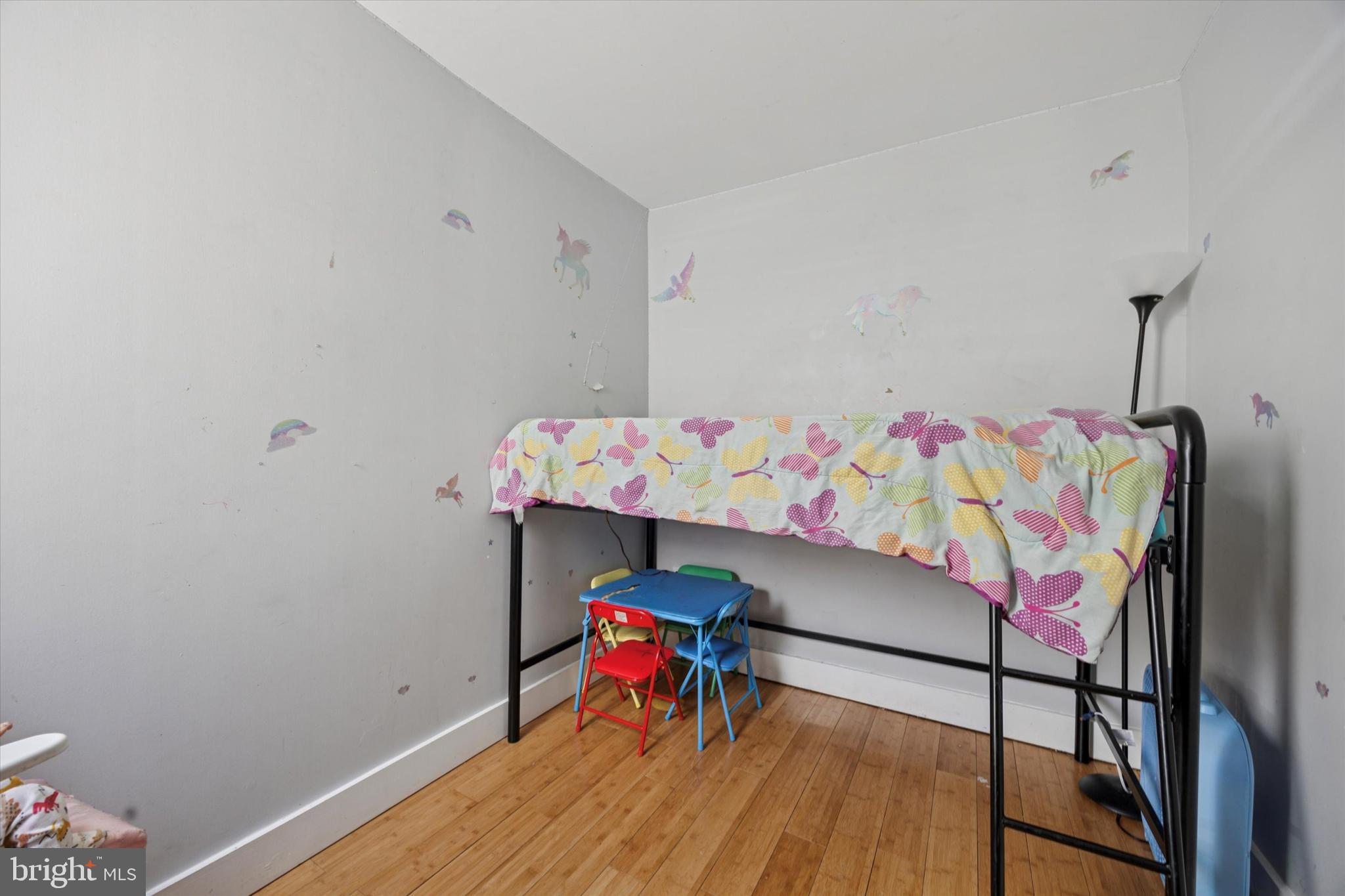 PHILADELPHIA (WEST) - Residential