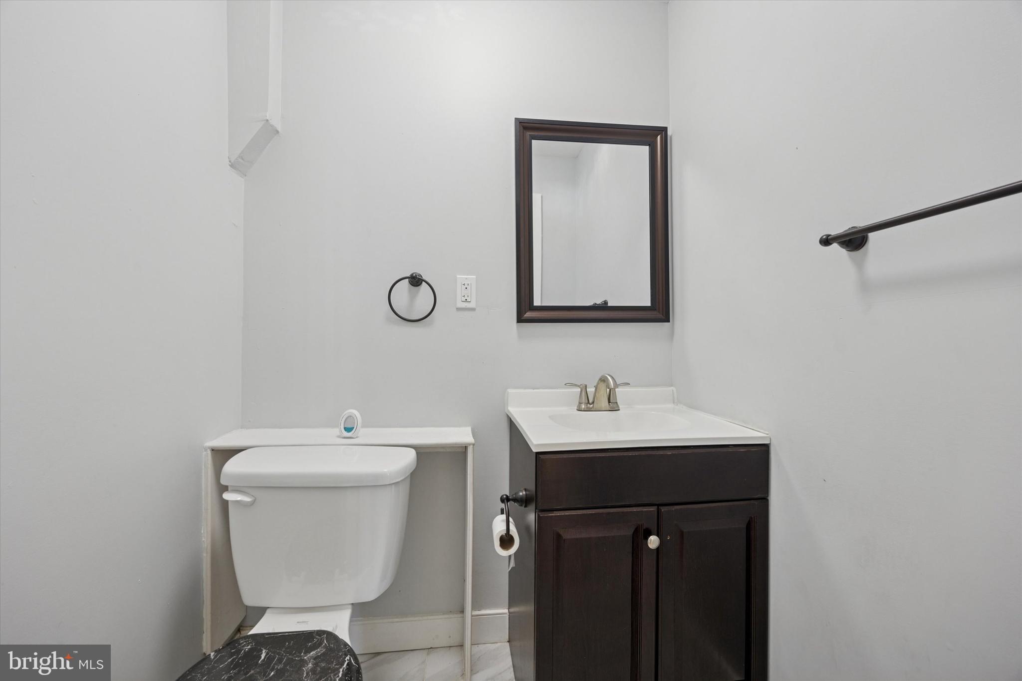 PHILADELPHIA (WEST) - Residential