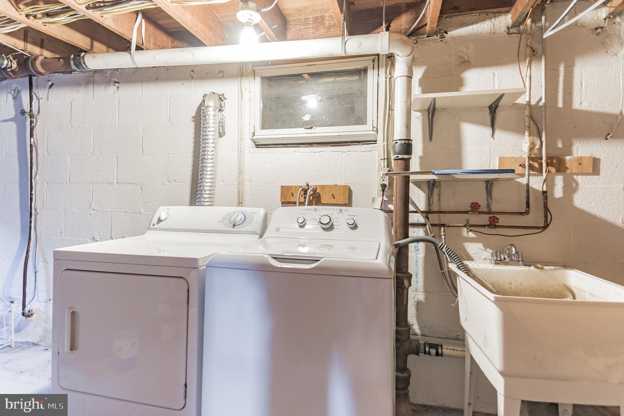 BAUERNSCHMIDT MANOR - Residential