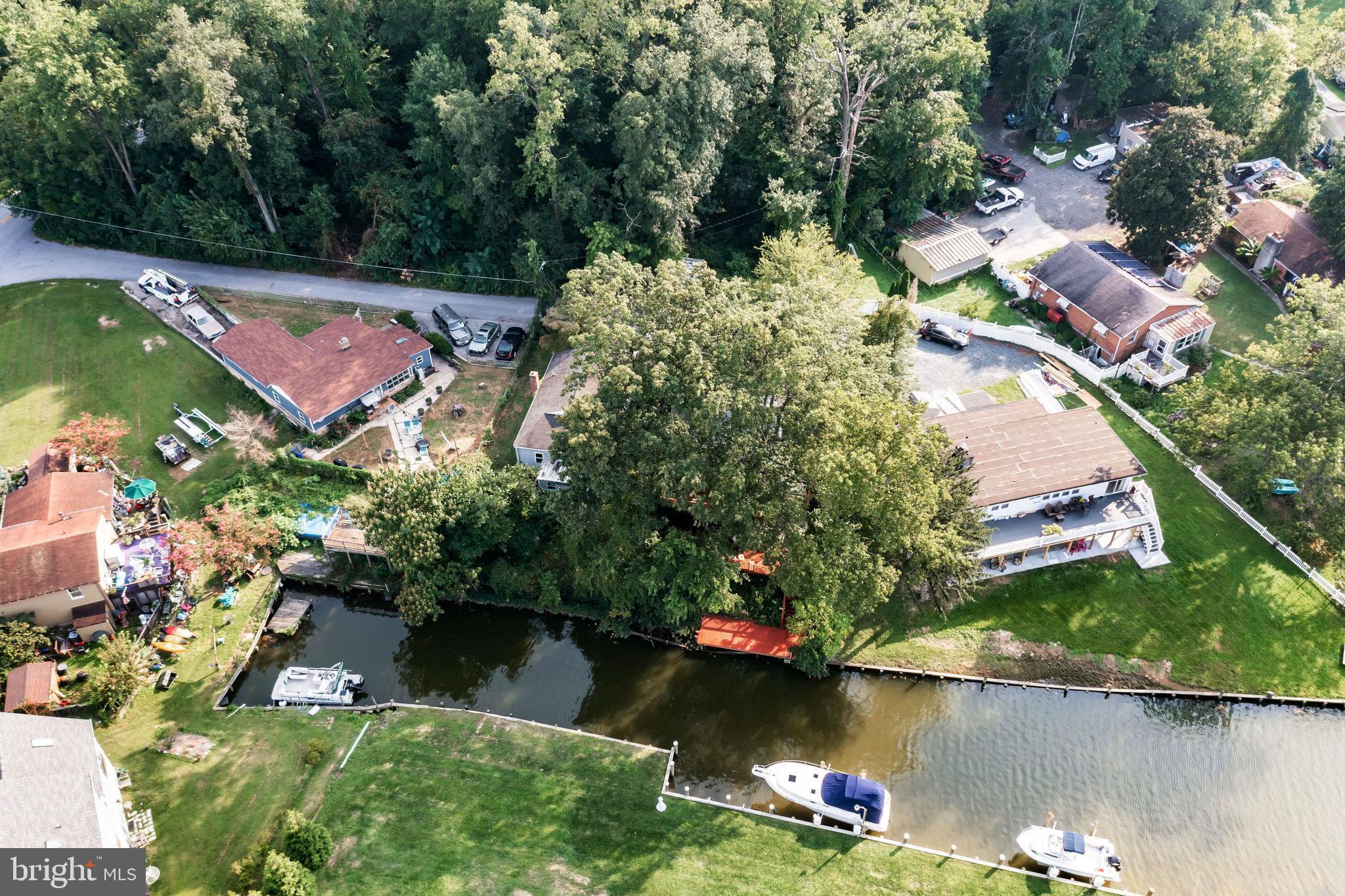 BAUERNSCHMIDT MANOR - Residential