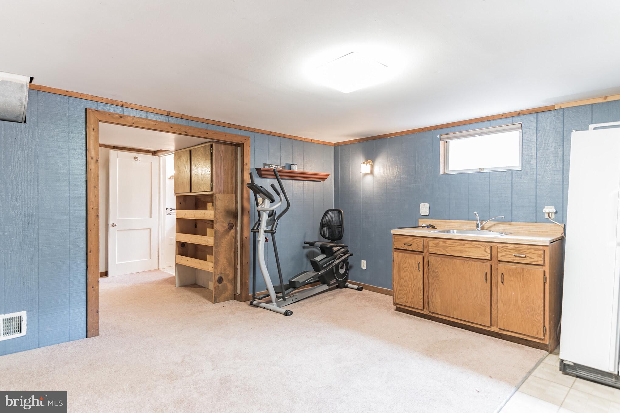 BAUERNSCHMIDT MANOR - Residential