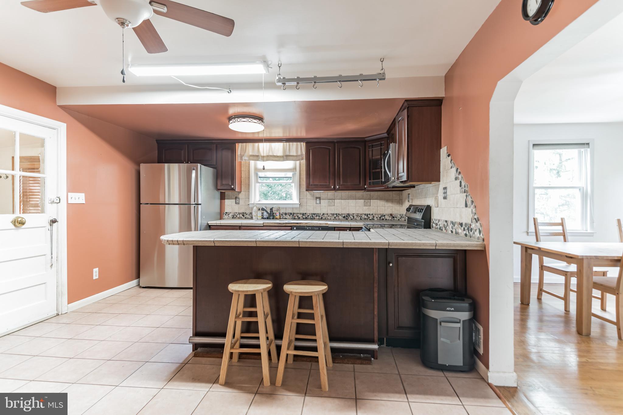 BAUERNSCHMIDT MANOR - Residential