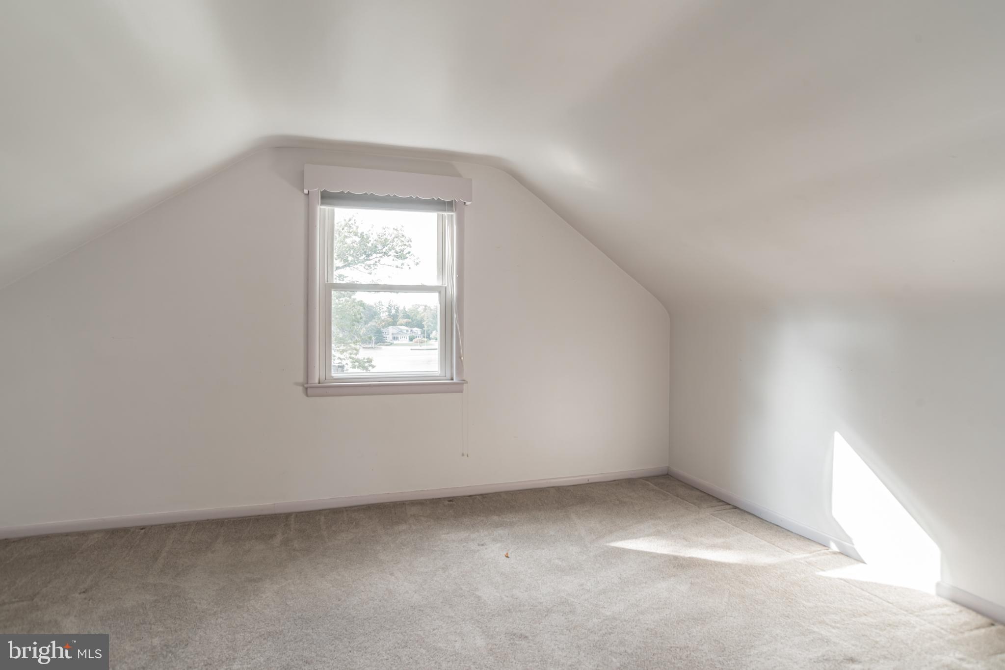 BAUERNSCHMIDT MANOR - Residential