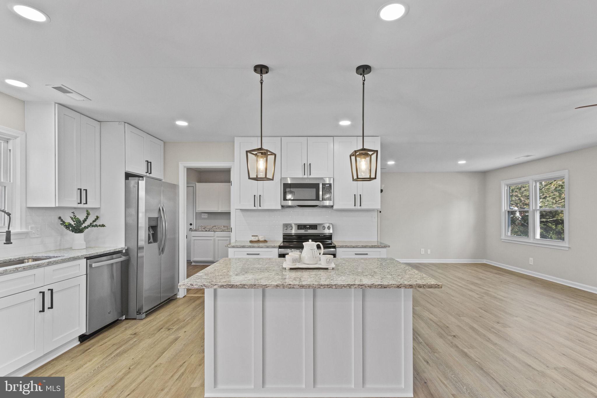 CHANCELLOR GARDENS - Residential