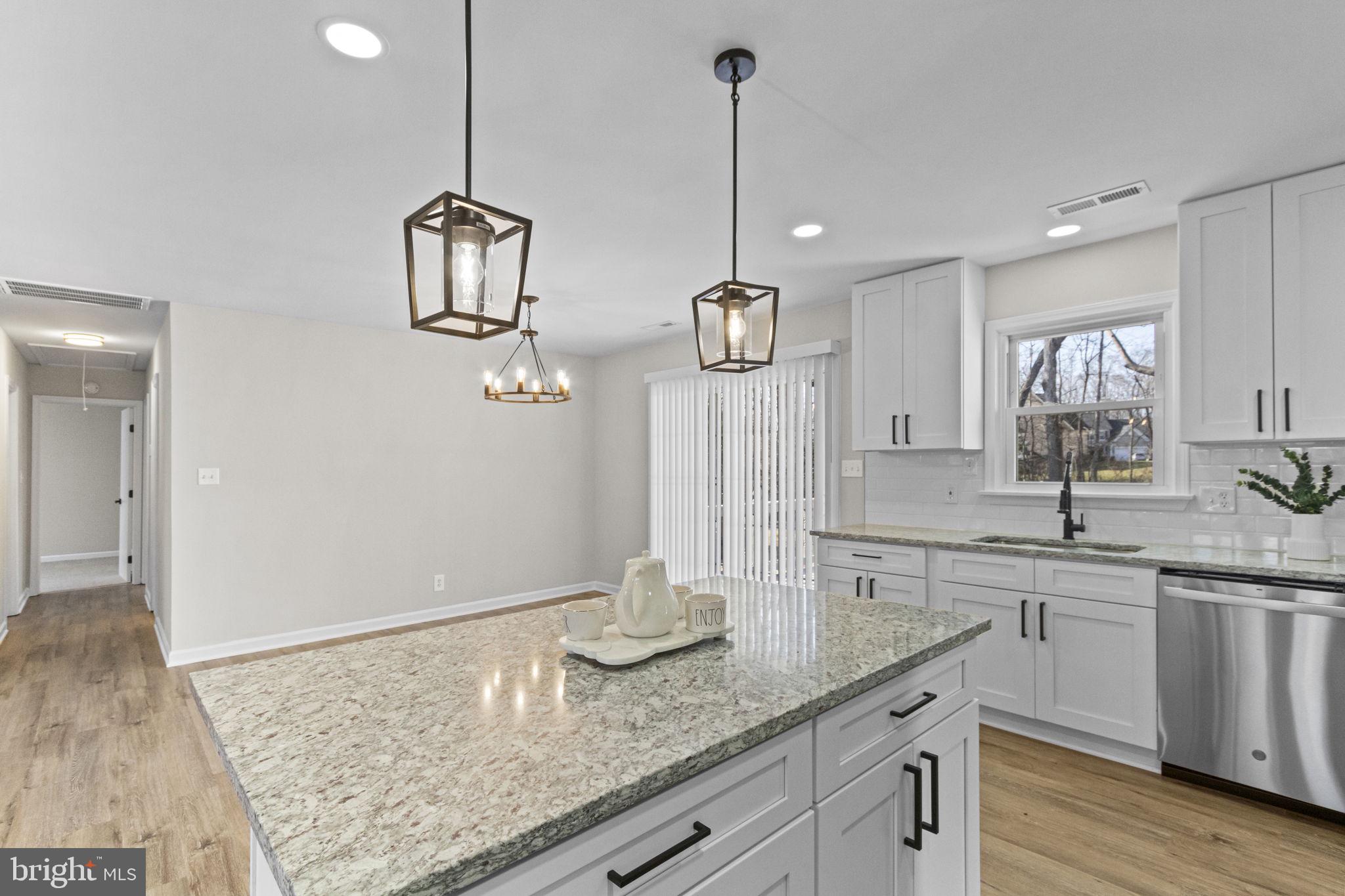 CHANCELLOR GARDENS - Residential