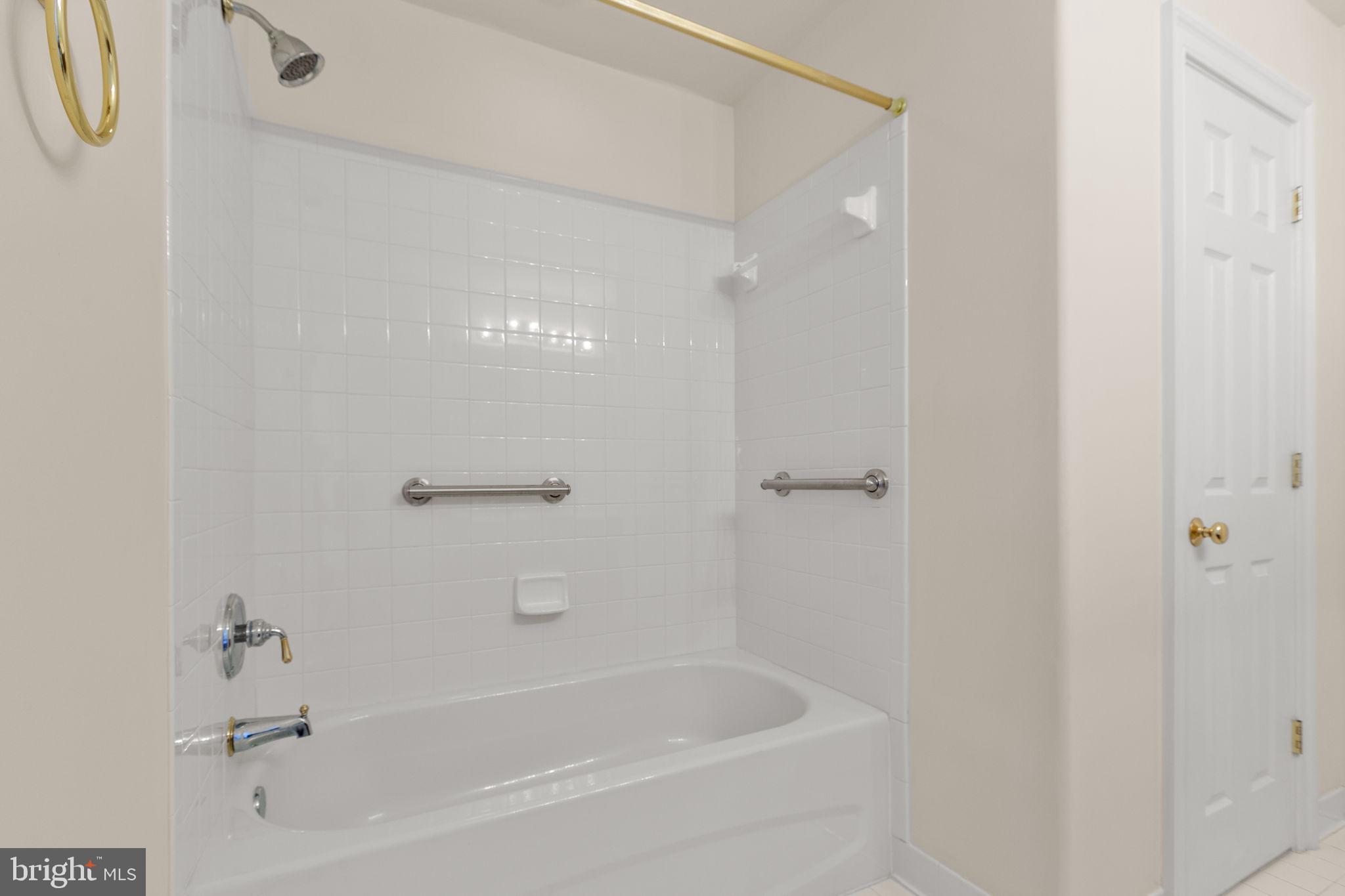 SHELLFIELD SHORES - Residential