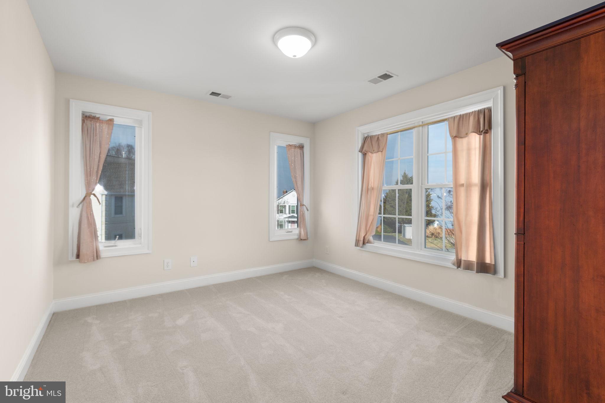 SHELLFIELD SHORES - Residential