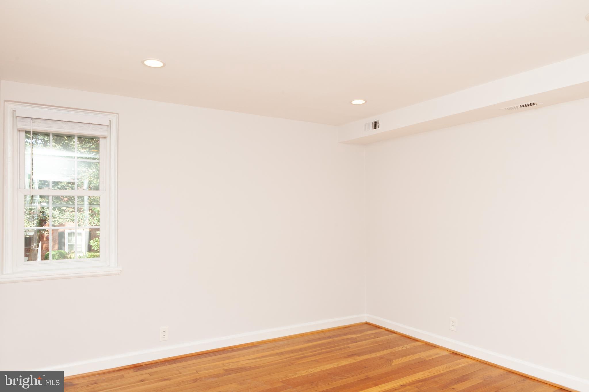 FAIRLINGTON VILLAGES - Residential Lease