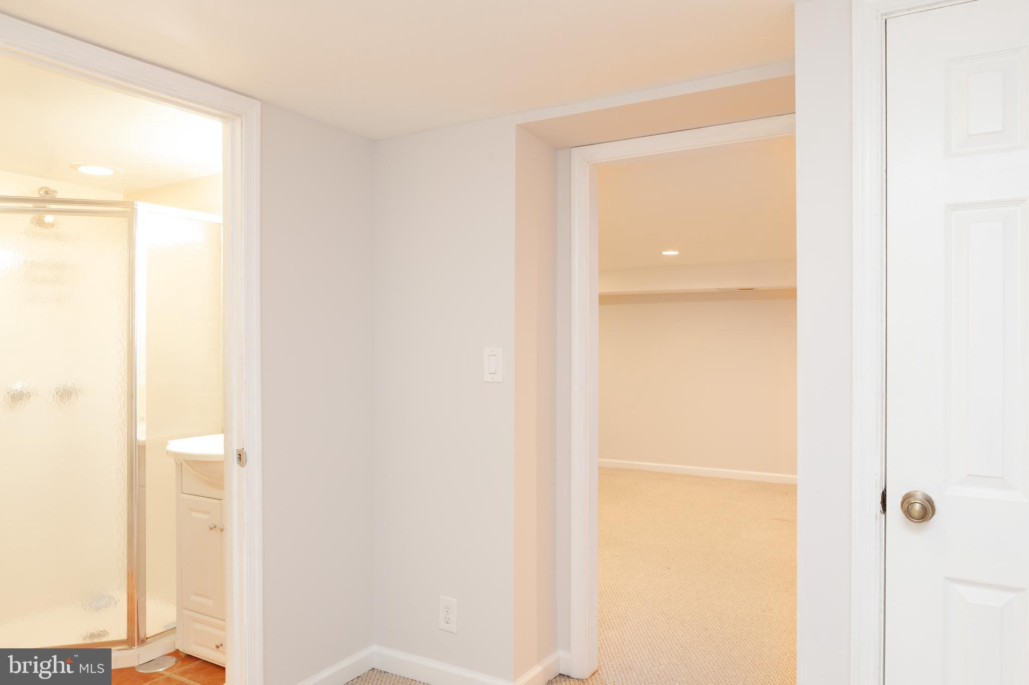 FAIRLINGTON VILLAGES - Residential Lease