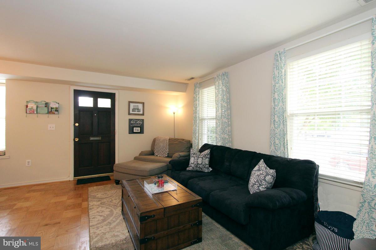 FAIRLINGTON TOWNE - Residential