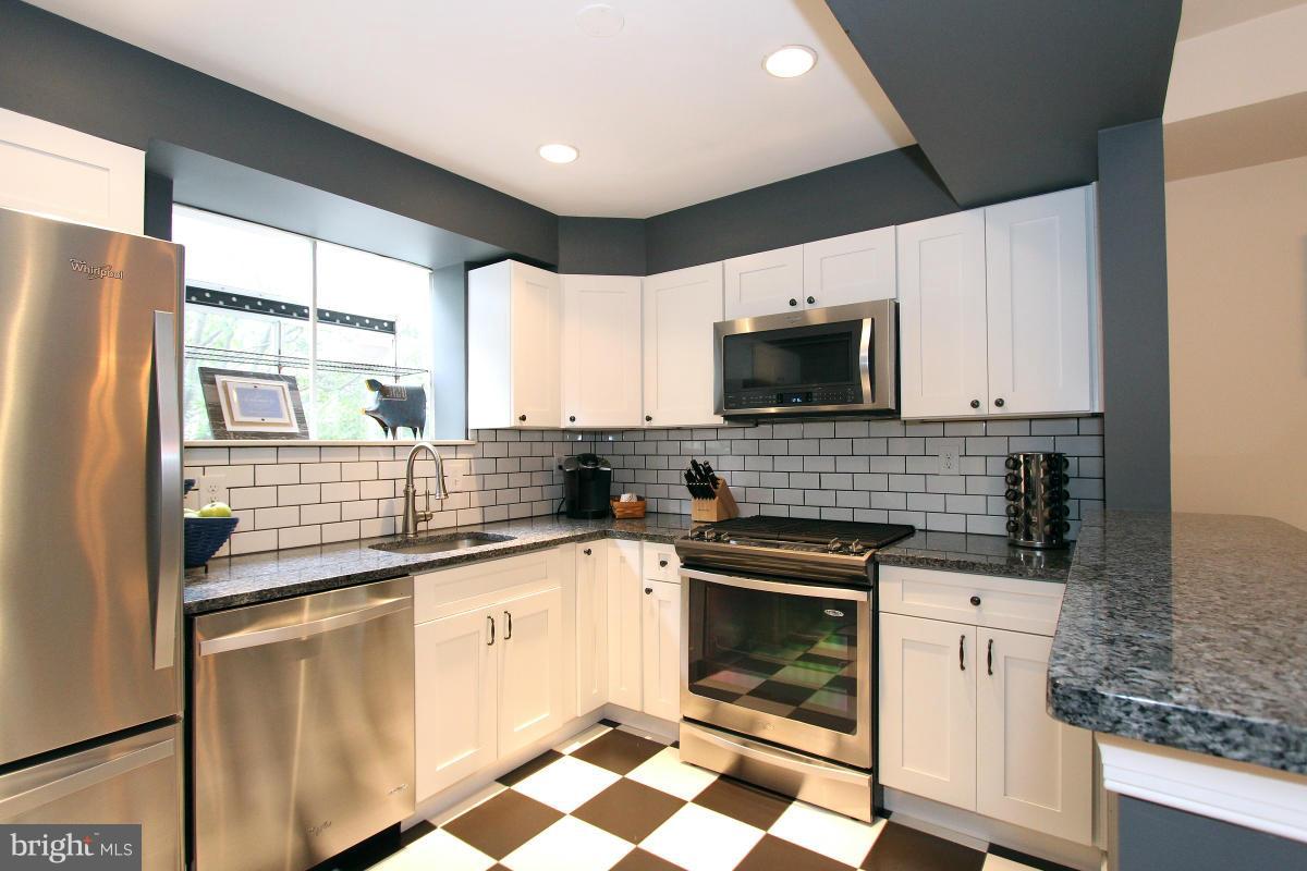 FAIRLINGTON TOWNE - Residential