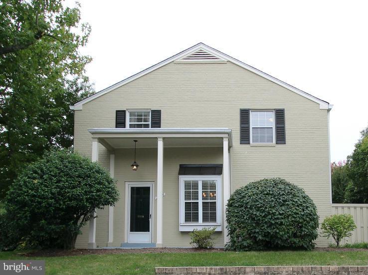 FAIRLINGTON TOWNE - Residential