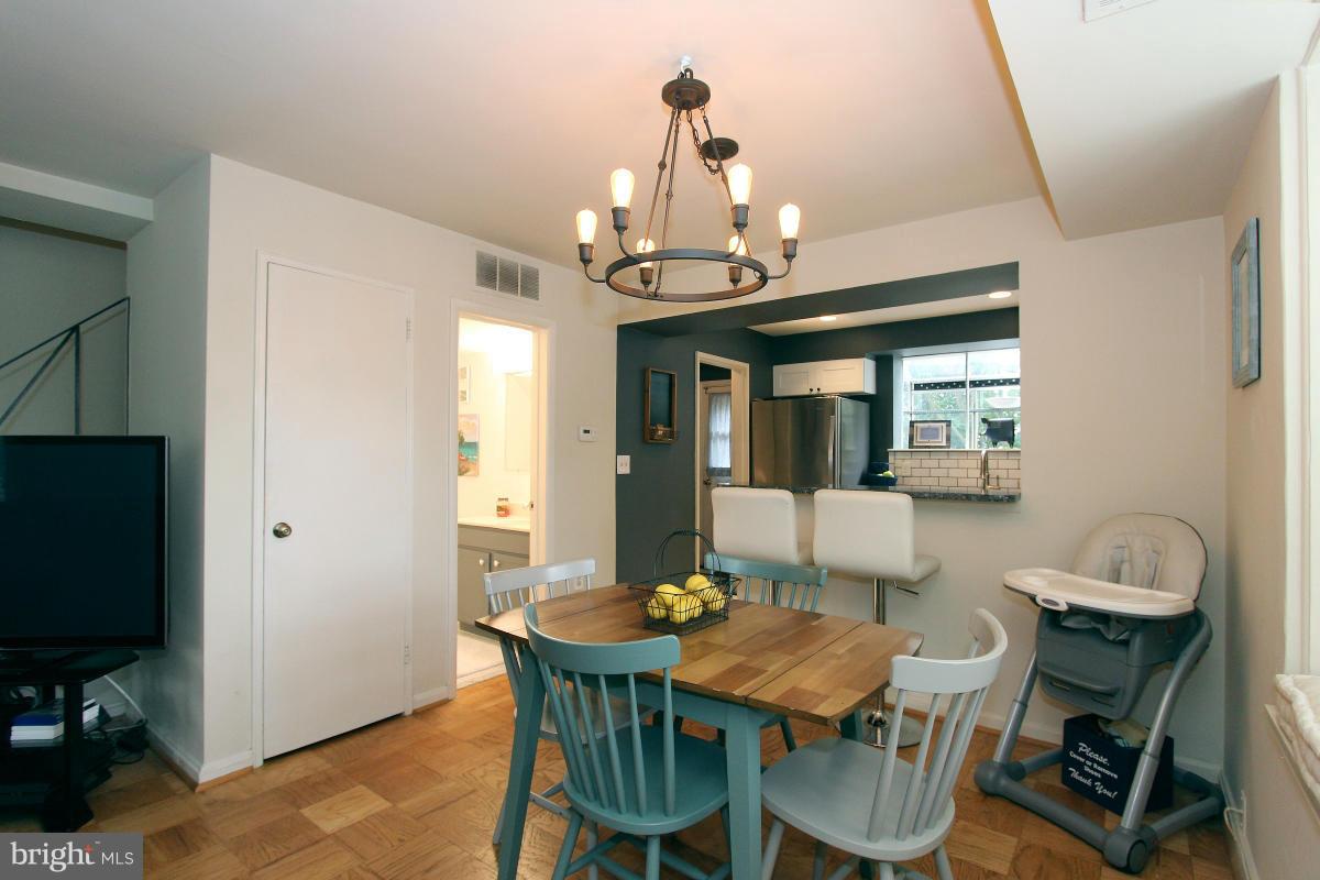 FAIRLINGTON TOWNE - Residential