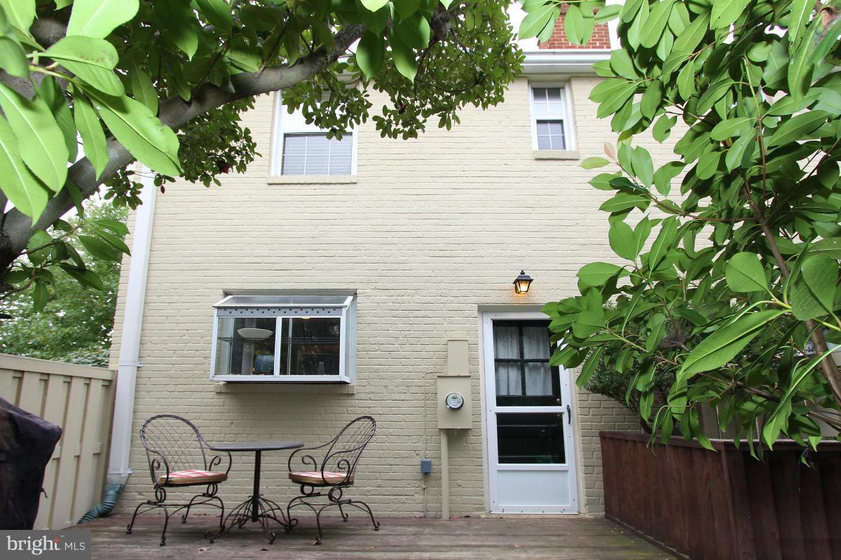 FAIRLINGTON TOWNE - Residential