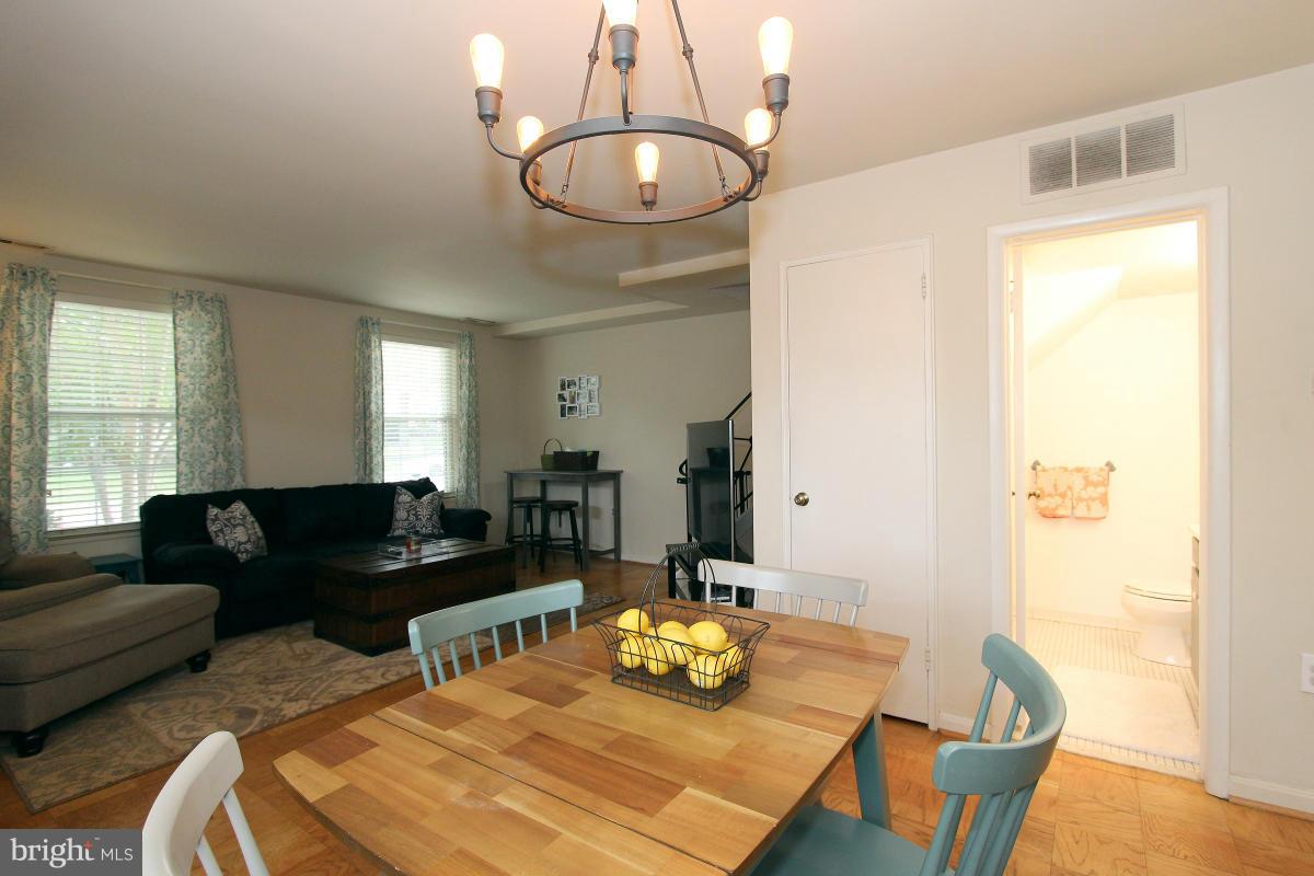 FAIRLINGTON TOWNE - Residential