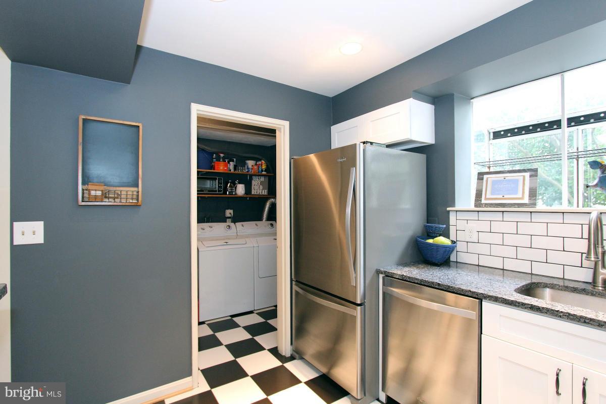 FAIRLINGTON TOWNE - Residential