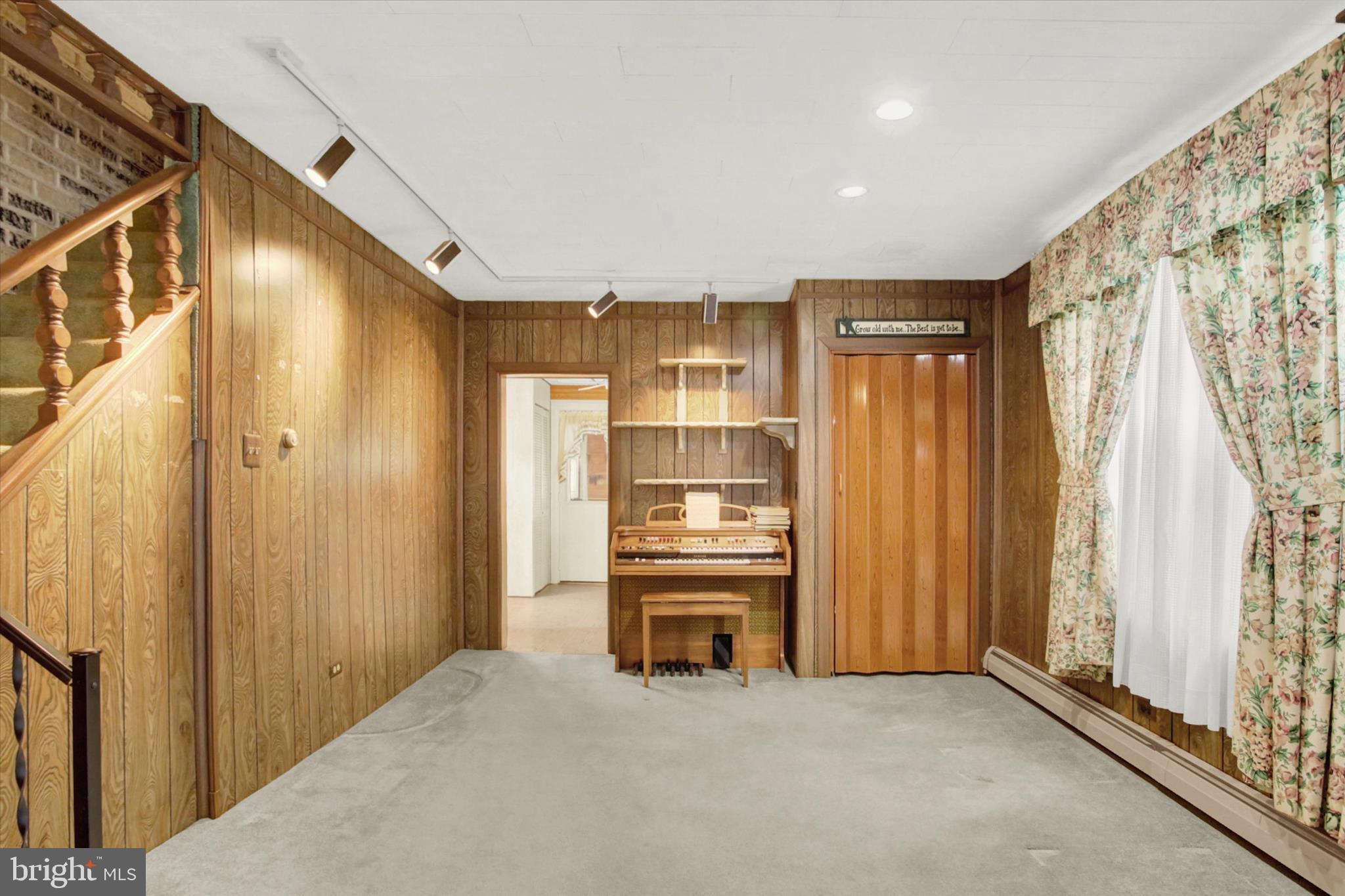 NEW CUMBERLAND BOROUGH - Residential