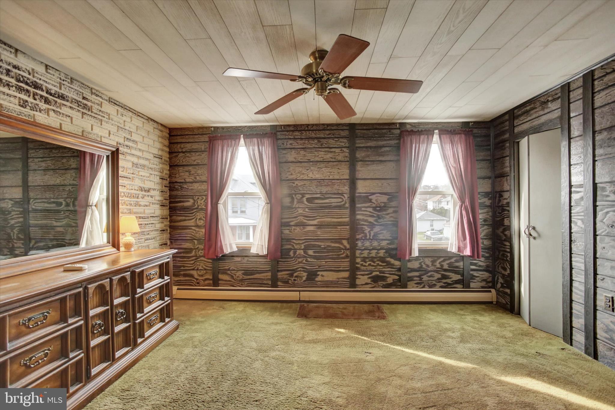 NEW CUMBERLAND BOROUGH - Residential