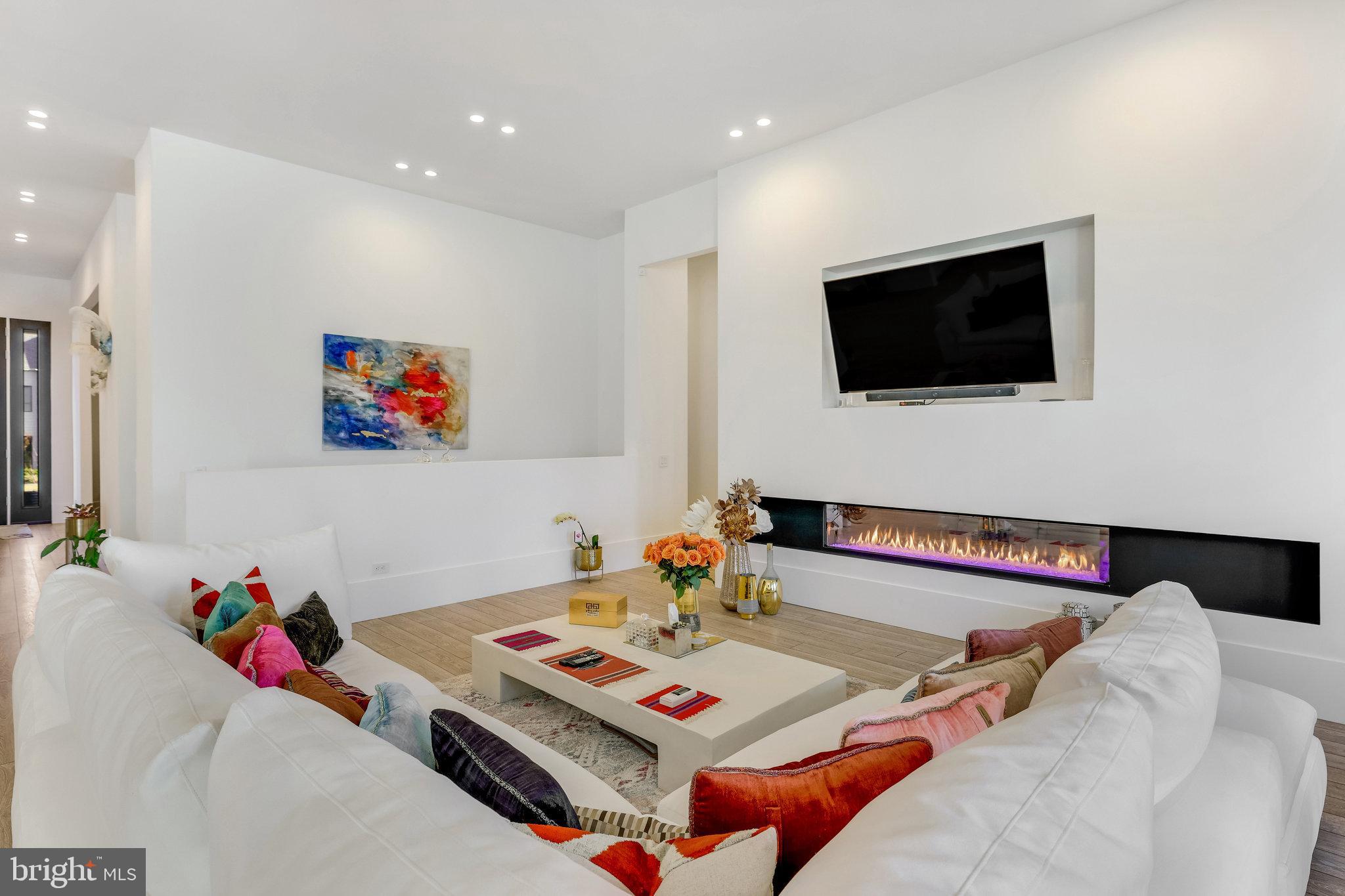 GRANT AT WILLOWSFORD - Residential