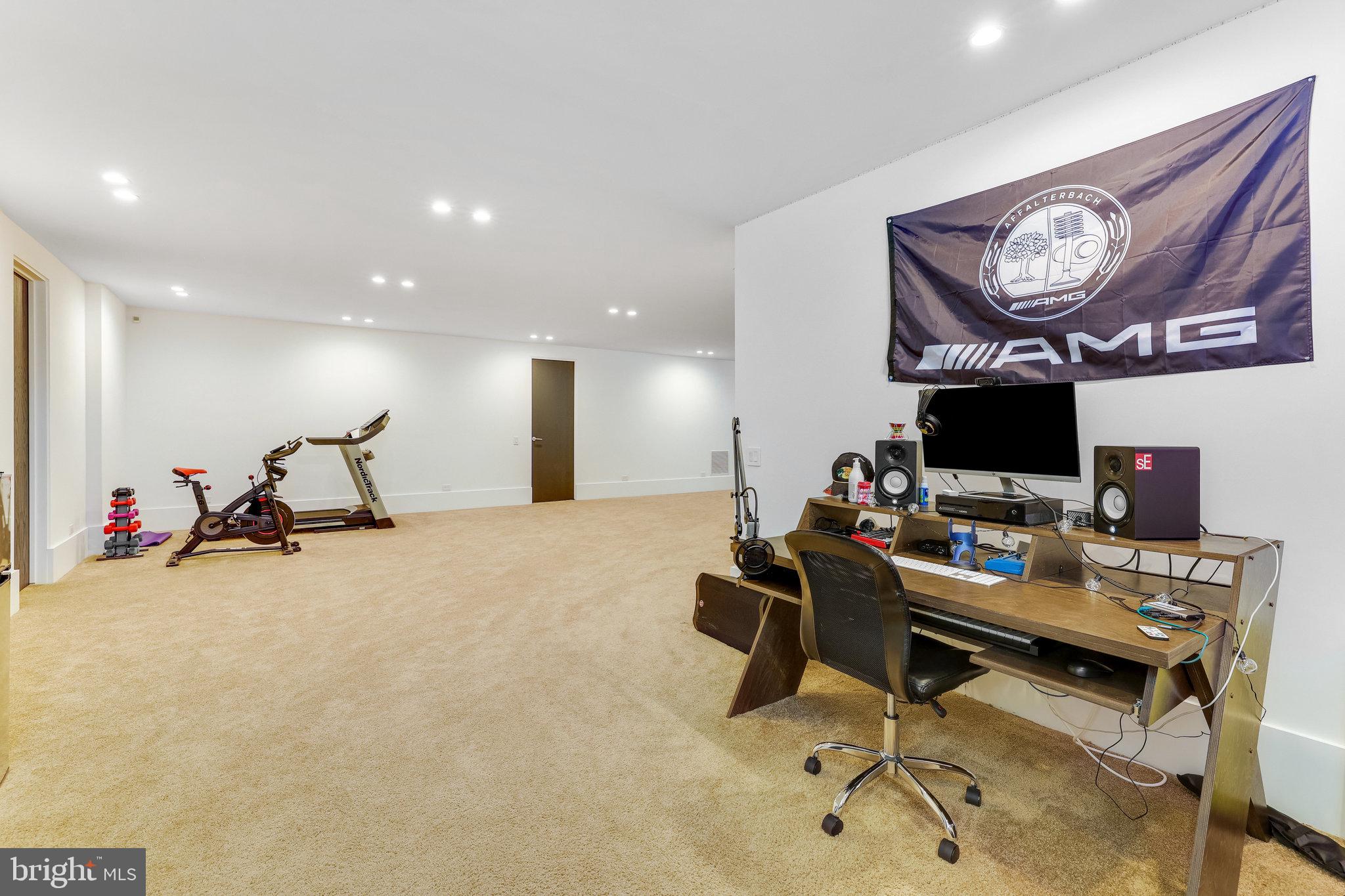 GRANT AT WILLOWSFORD - Residential