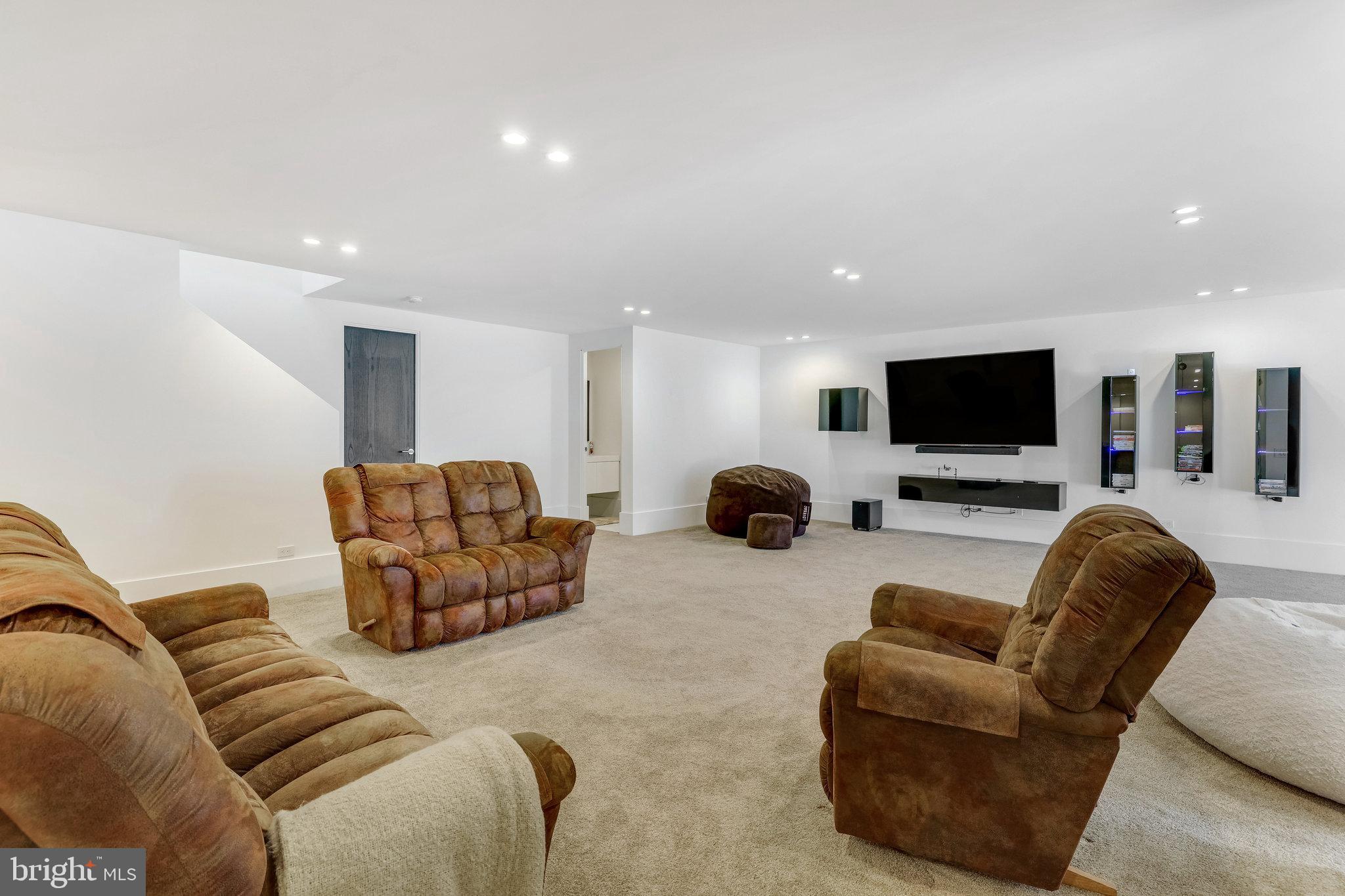 GRANT AT WILLOWSFORD - Residential