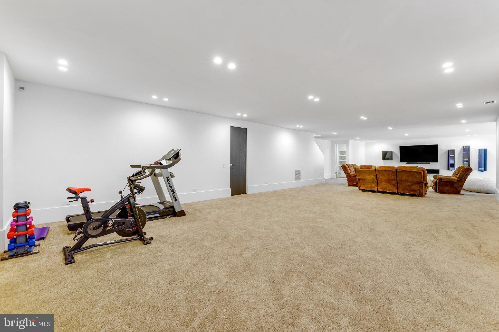 GRANT AT WILLOWSFORD - Residential