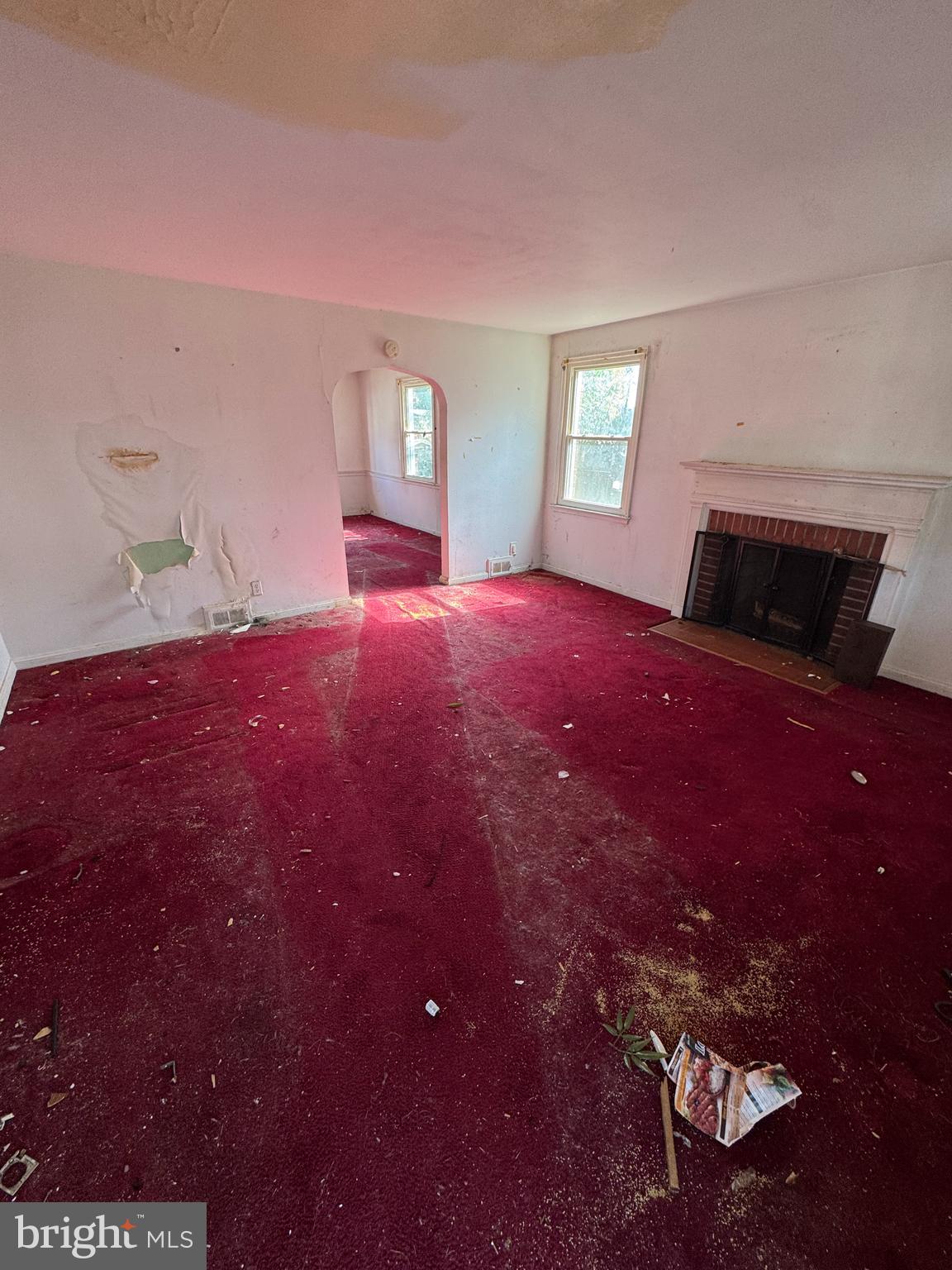 1932 HILLENWOOD ROAD