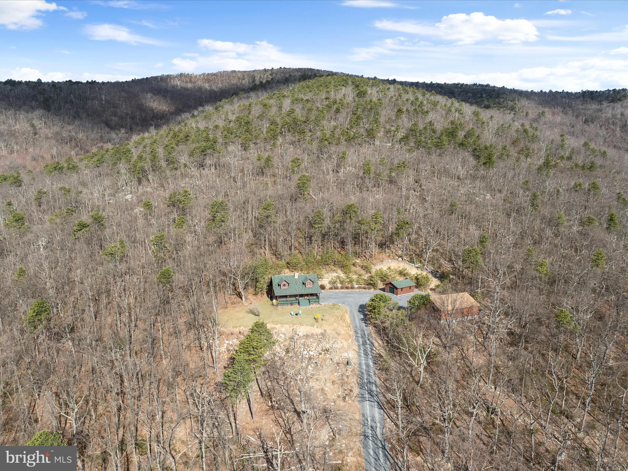 400 GREAT MOUNTAIN LANE