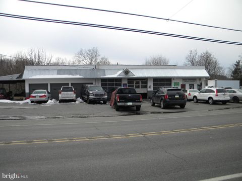 Photo of 838 Gravel Pike, PALM, PA 18070 (MLS # PAMC2168894)