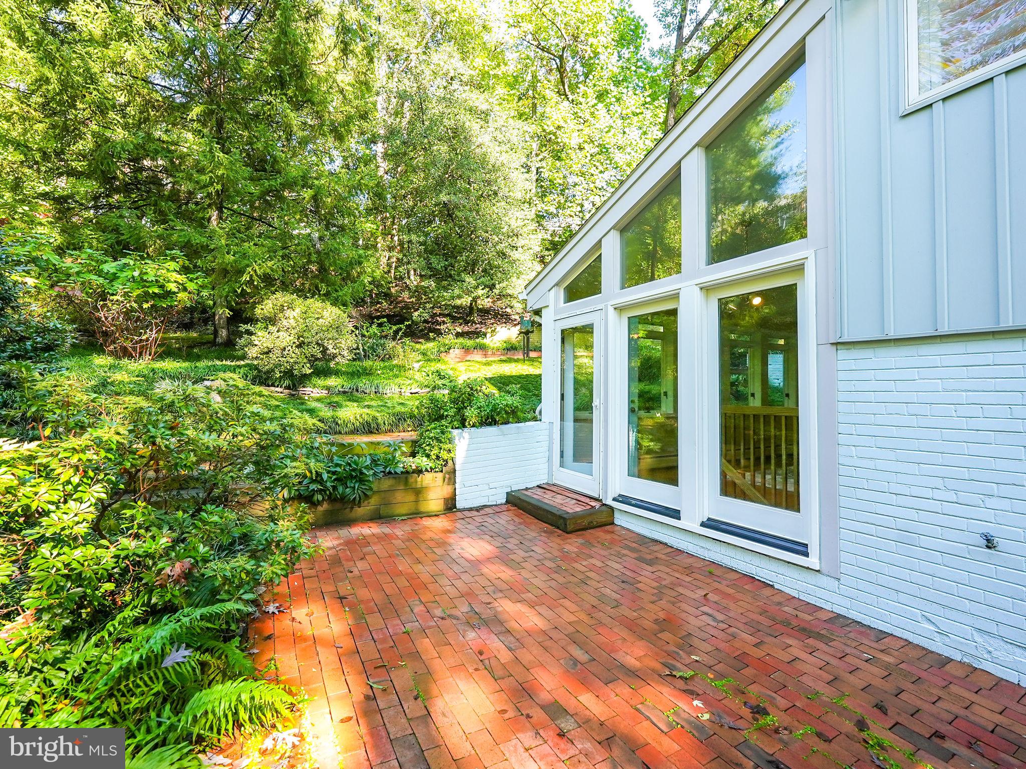 BELLEVUE FOREST - Residential