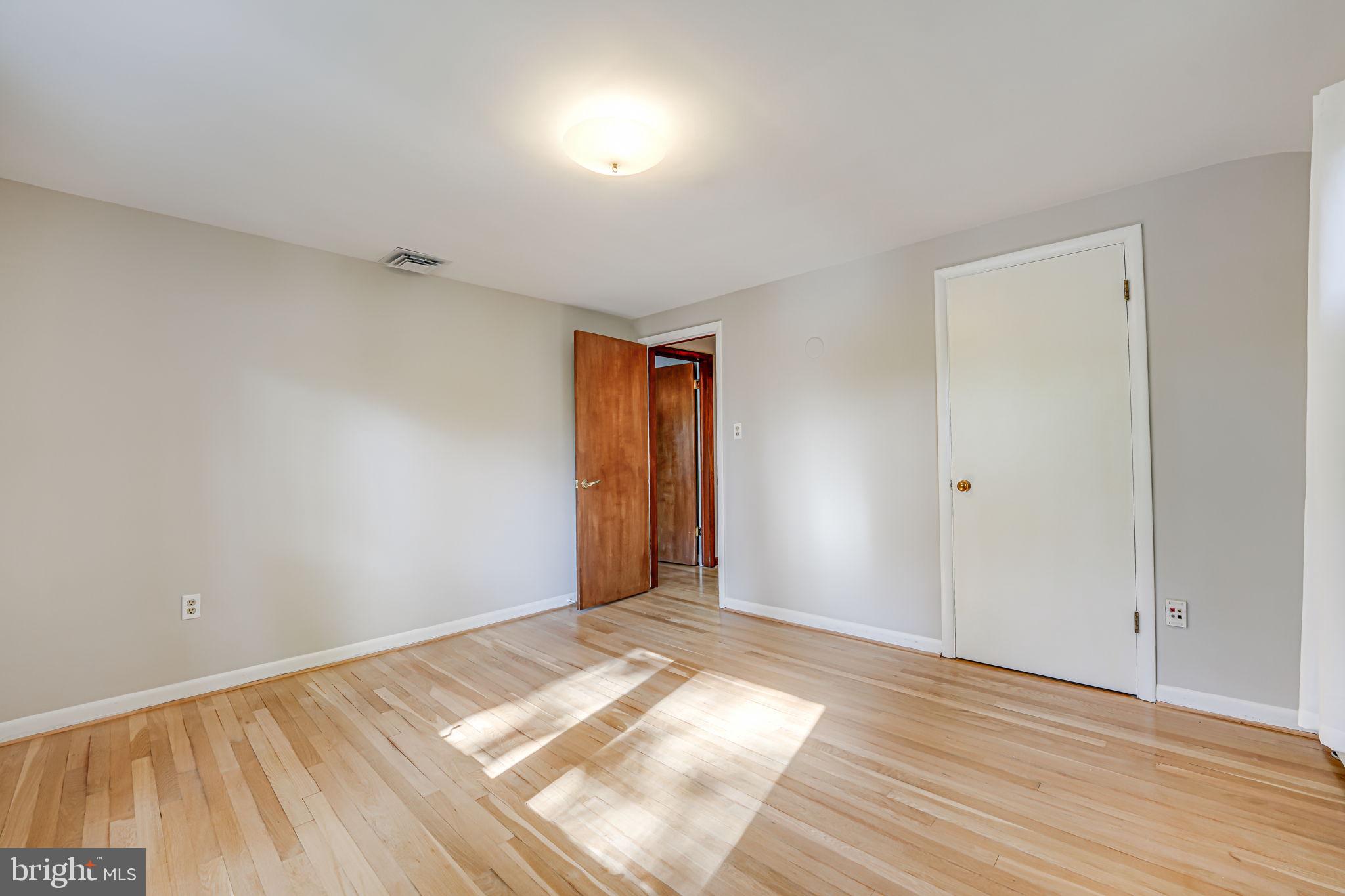 BELLEVUE FOREST - Residential