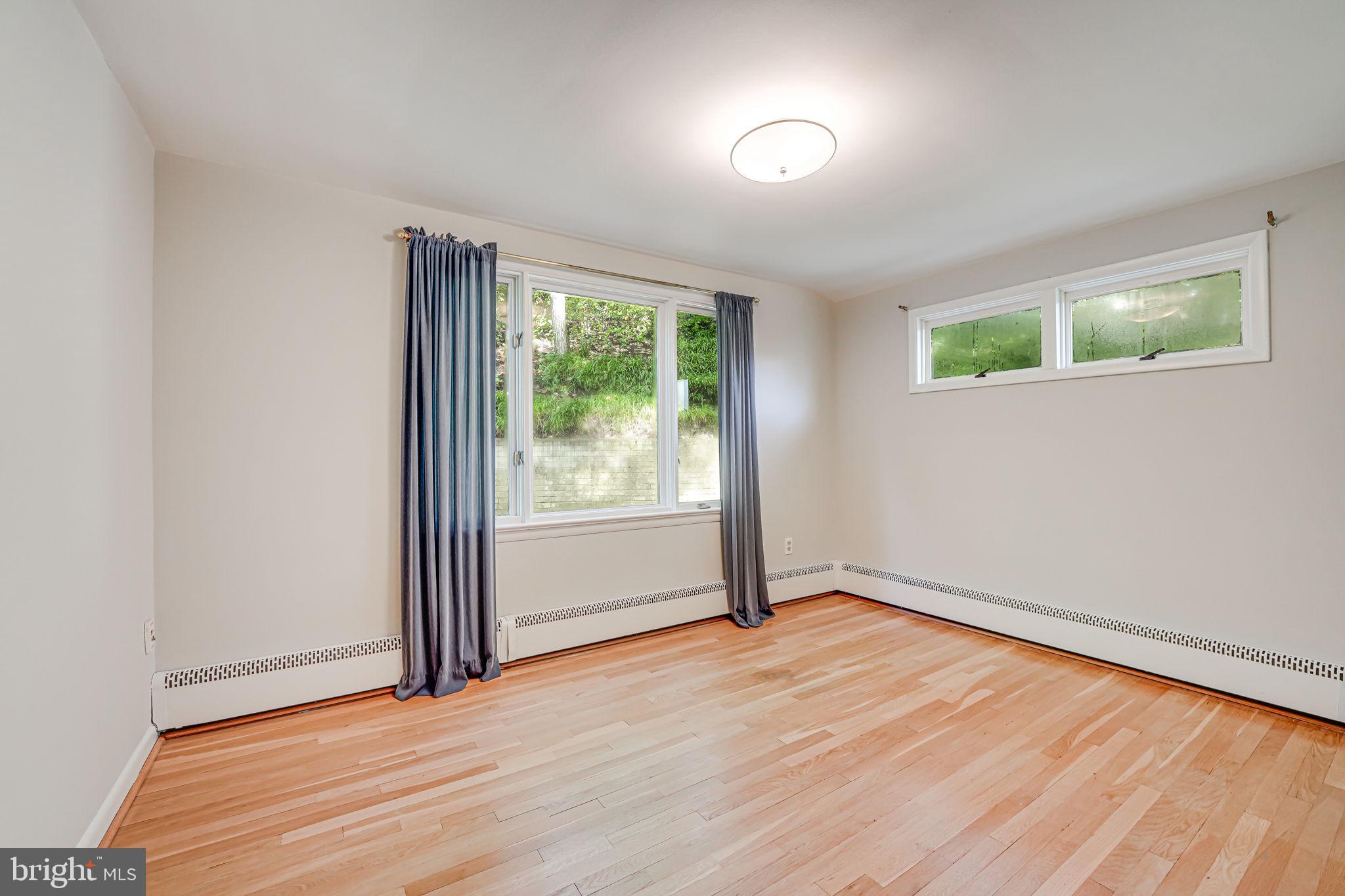 BELLEVUE FOREST - Residential