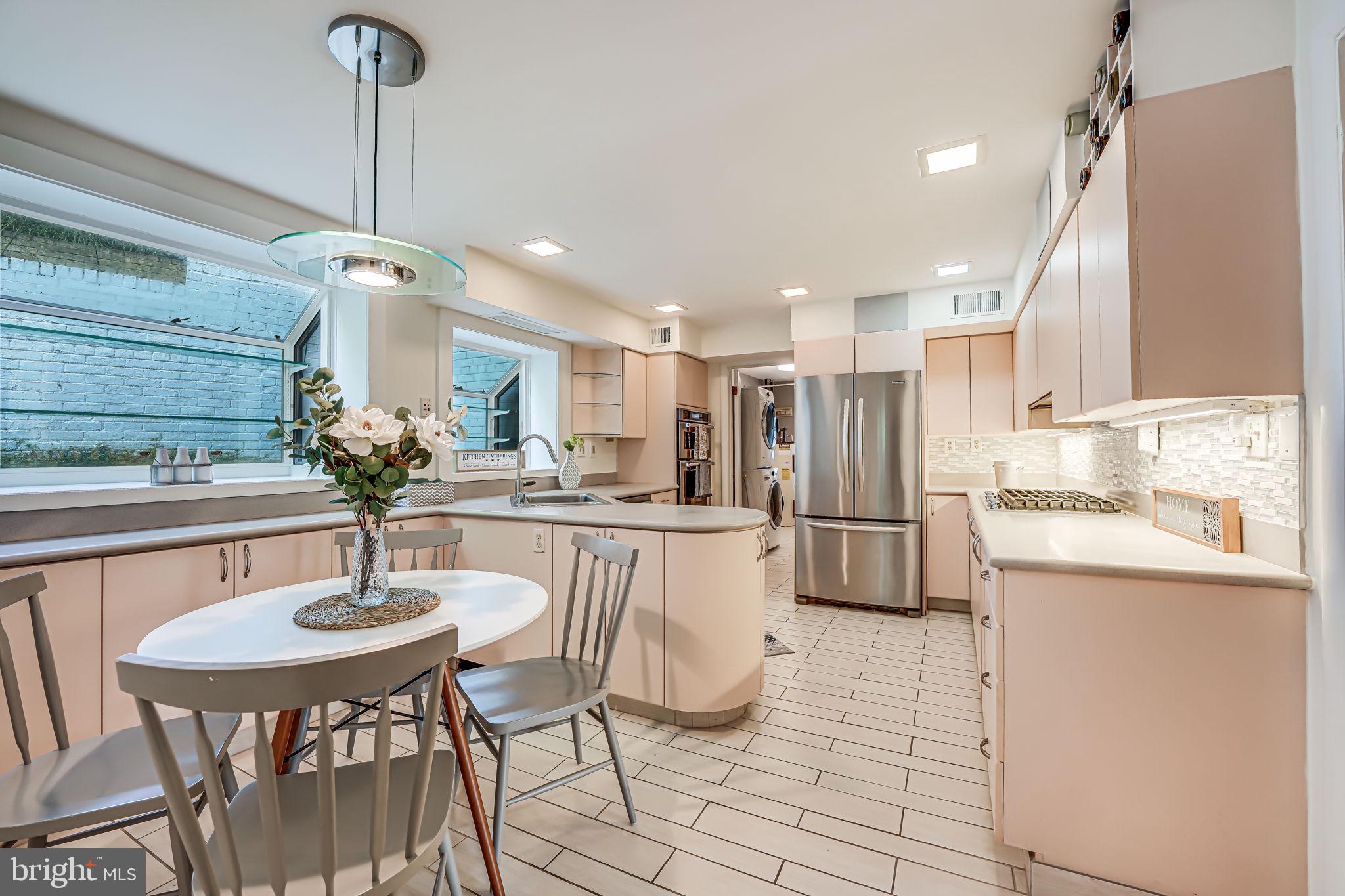 BELLEVUE FOREST - Residential