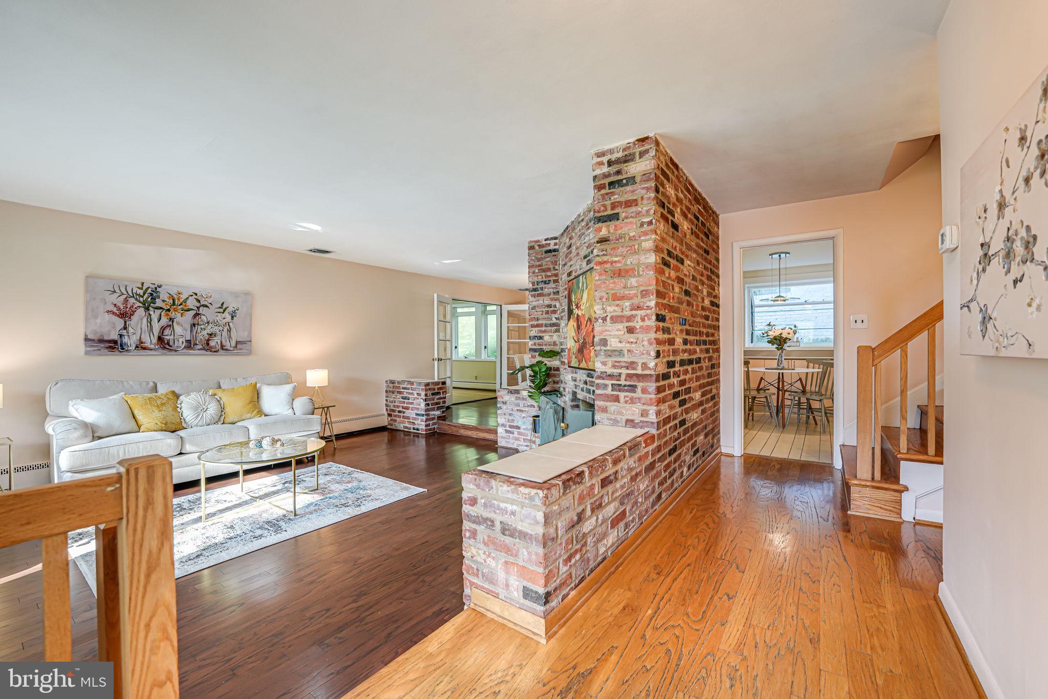 BELLEVUE FOREST - Residential