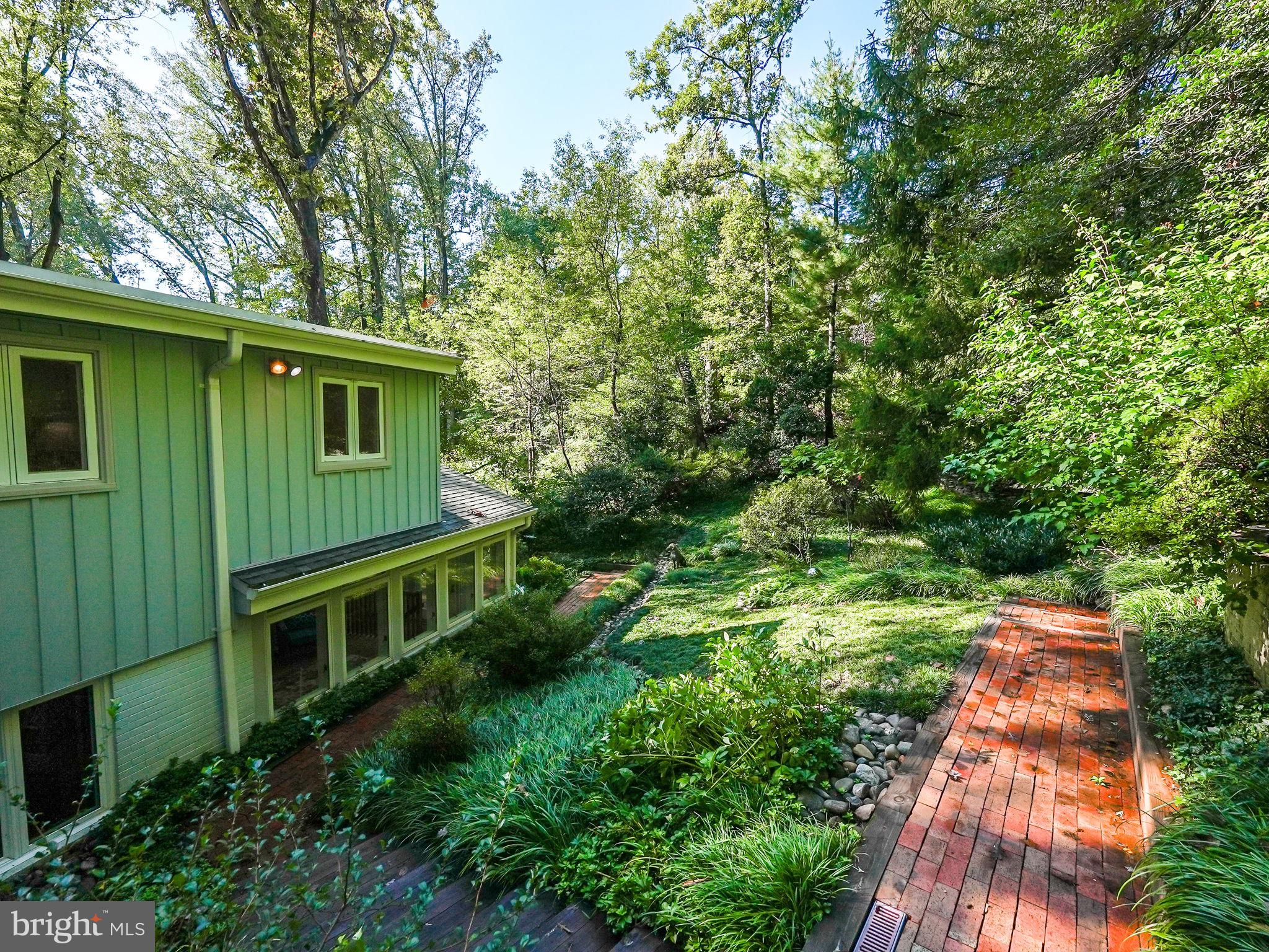 BELLEVUE FOREST - Residential