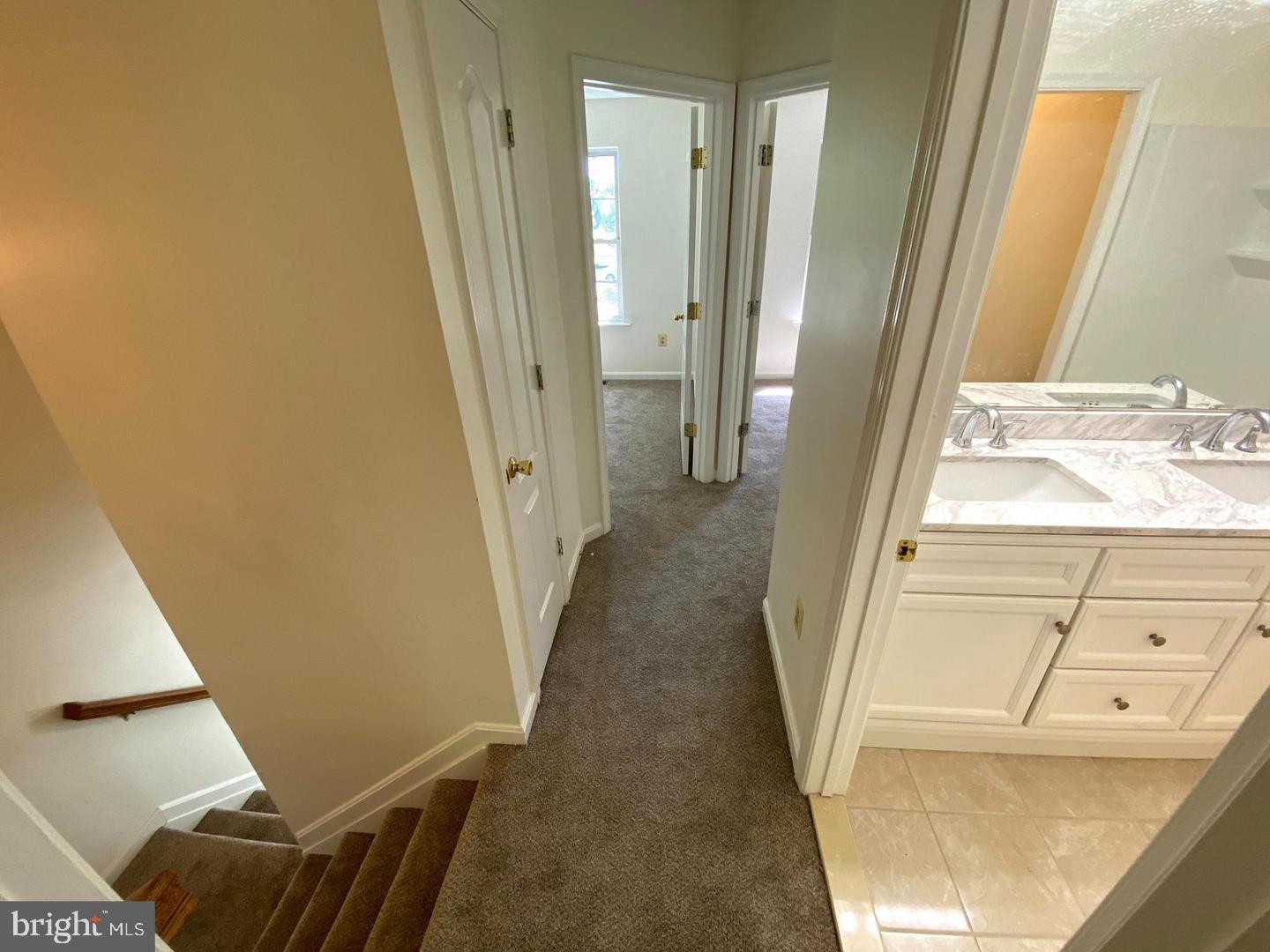 THE COURTS - Residential