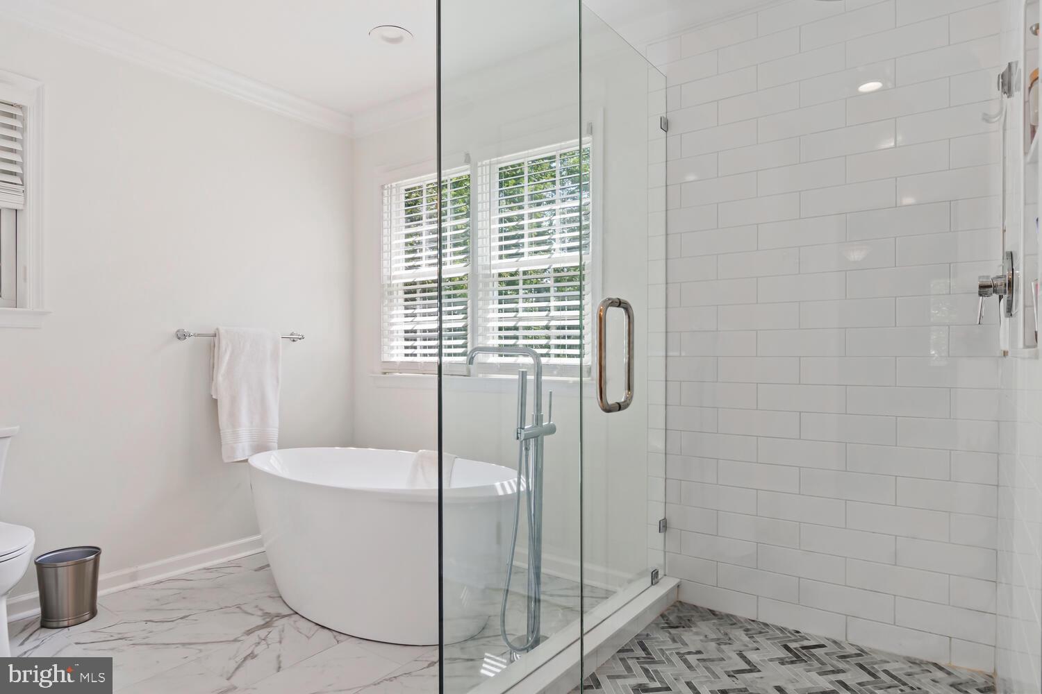 OAKLANDS - Residential