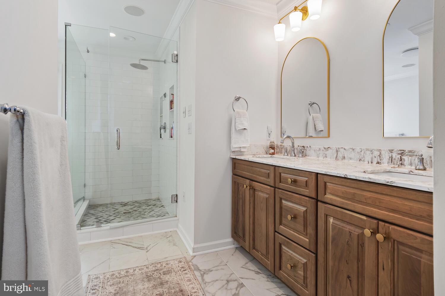 OAKLANDS - Residential