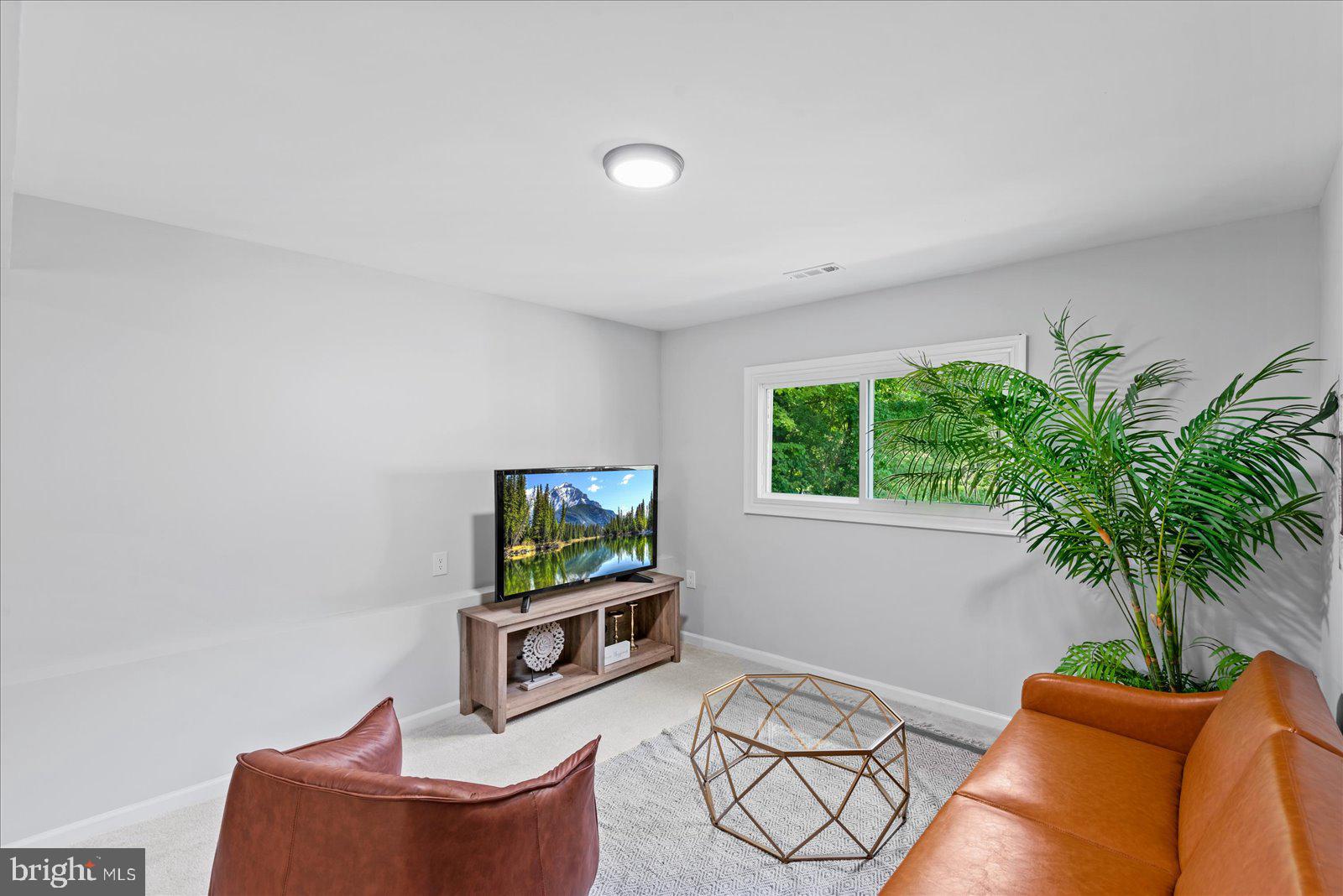 BATTLEFIELD GREEN - Residential