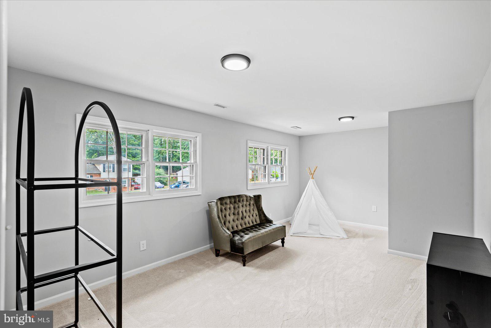 BATTLEFIELD GREEN - Residential