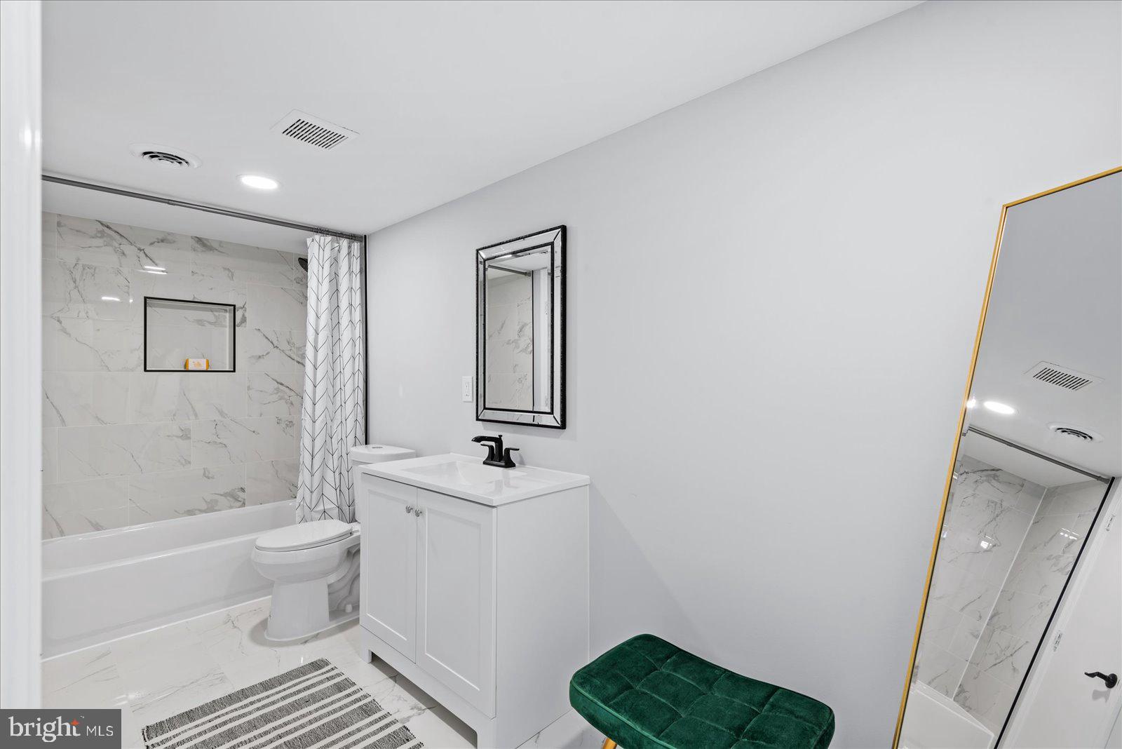 BATTLEFIELD GREEN - Residential