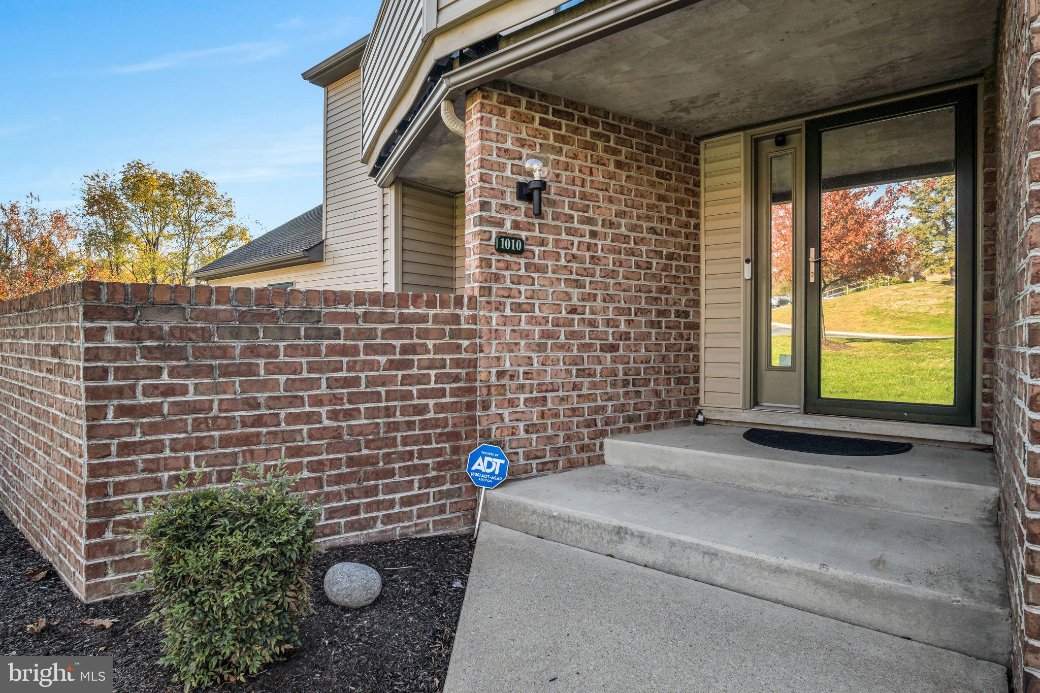 1010 CHERRINGTON DRIVE