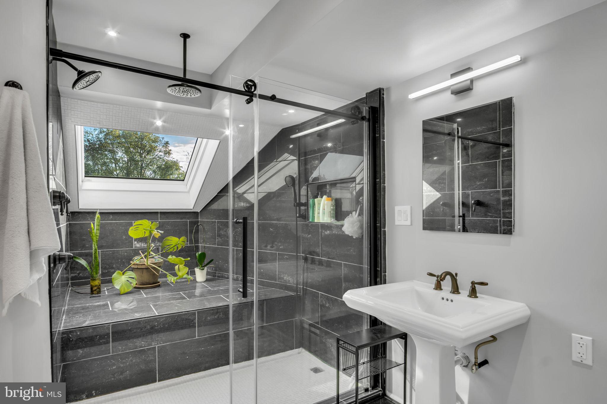 CHERRINGTON - Residential